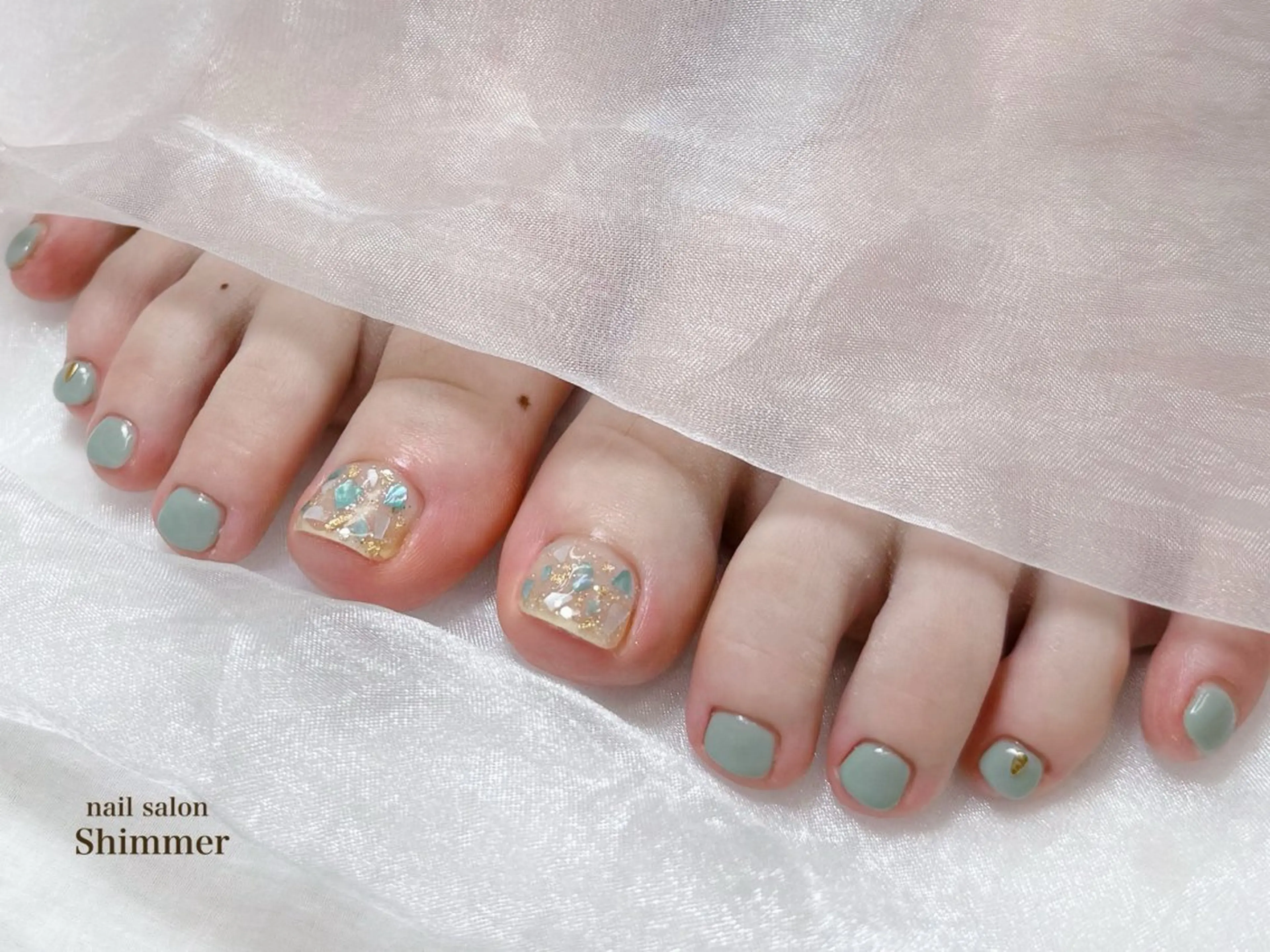 ネイル フットネイル Shimmer Risaのネイルデザイン