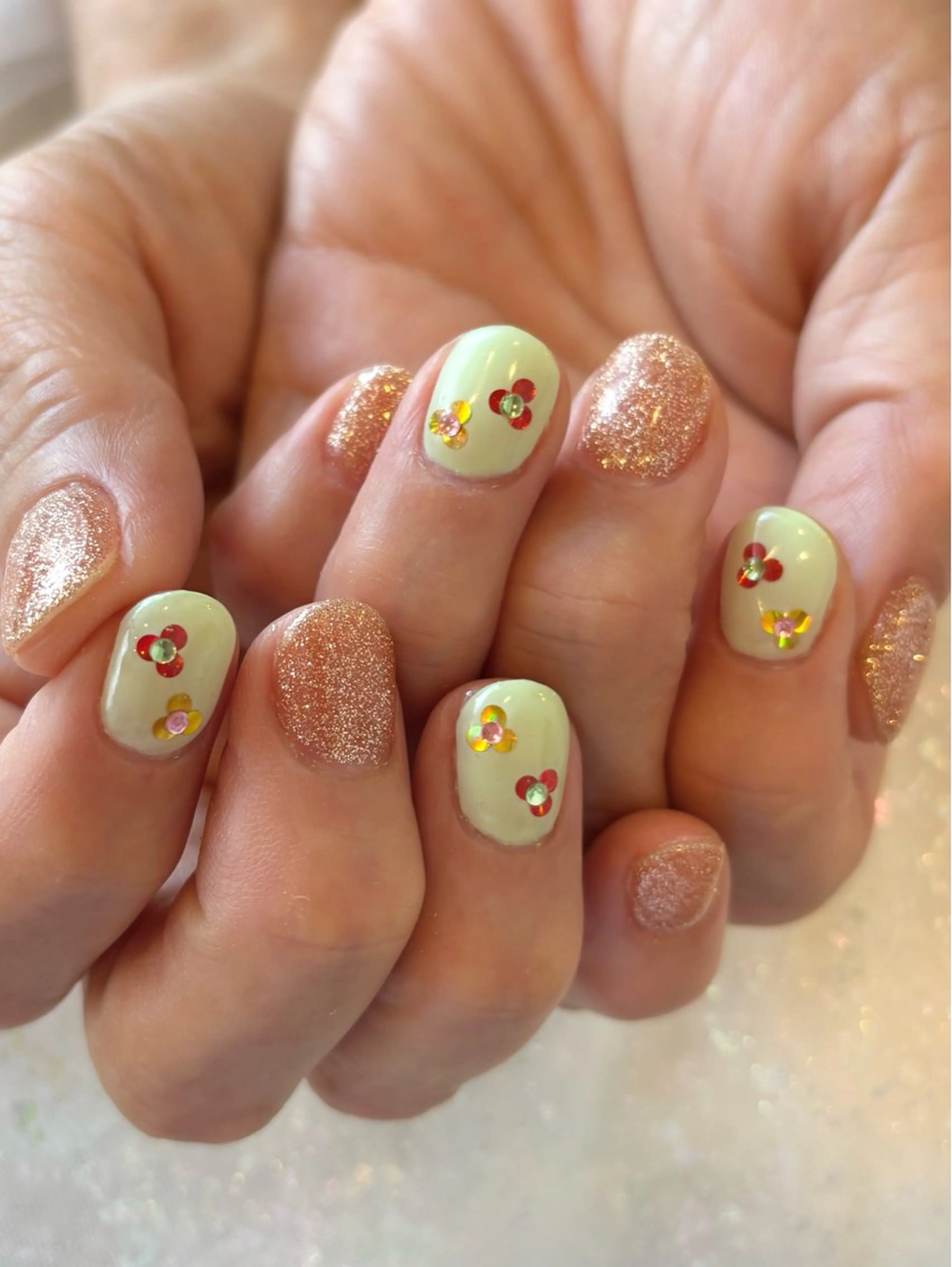 トレンドデザイン《オフあり4週間以上》の写真