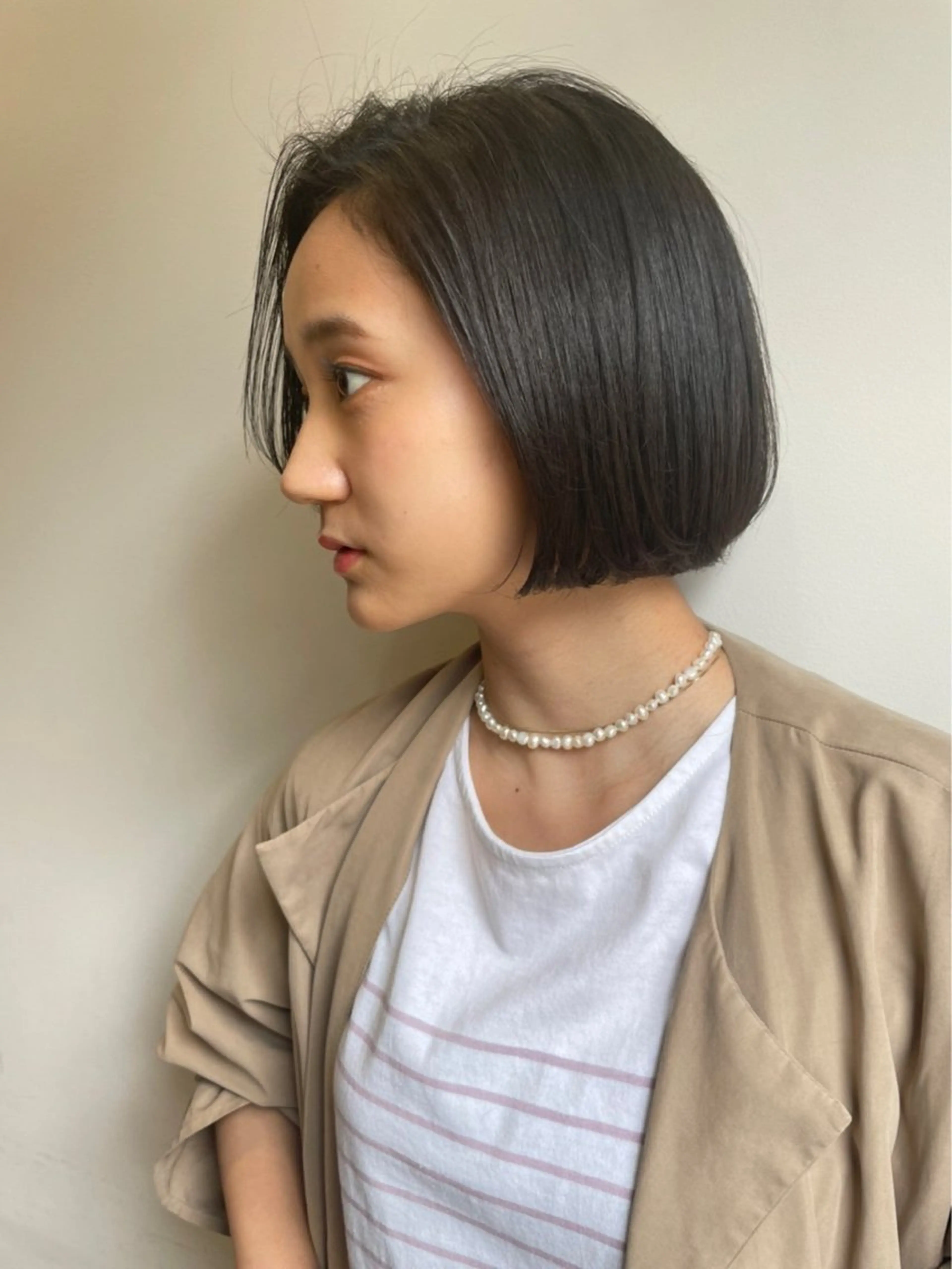 ショート ボブ 透明感カラー特化/ ベージュ/梅田/英輝のヘアスタイル