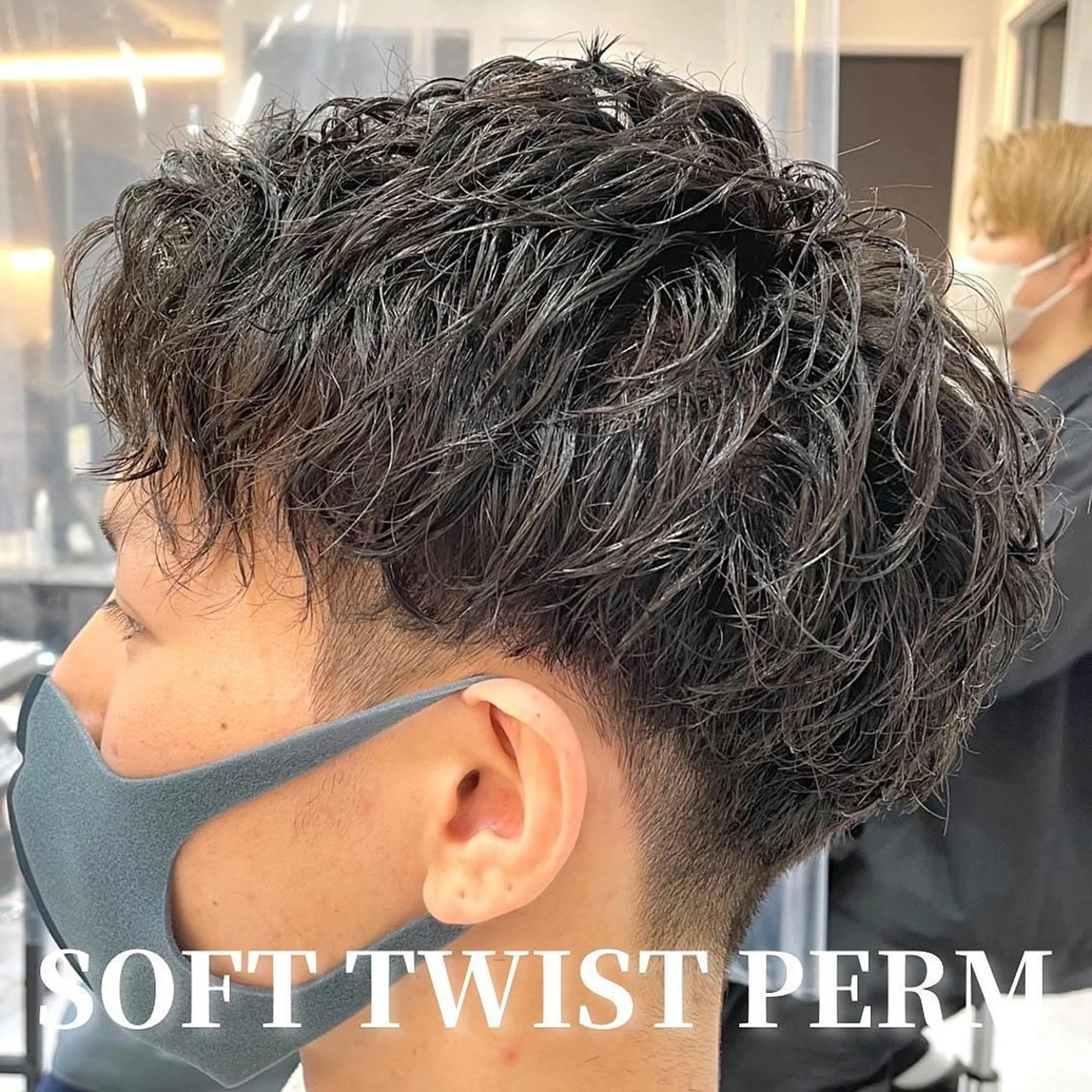 ショート 髪質改善× ハイライト溝江のヘアスタイル