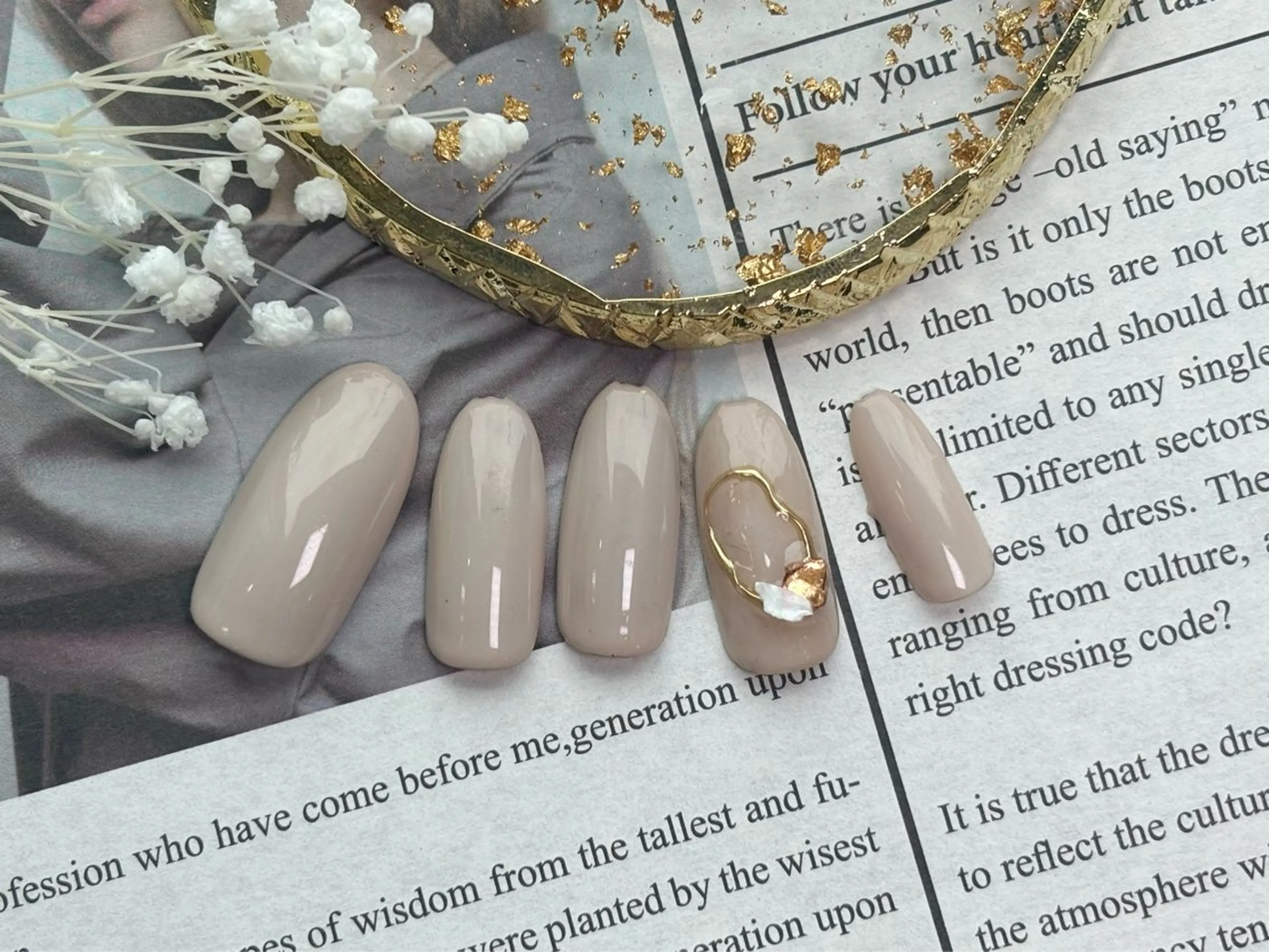 ネイル 秋山 香穂のネイルデザイン