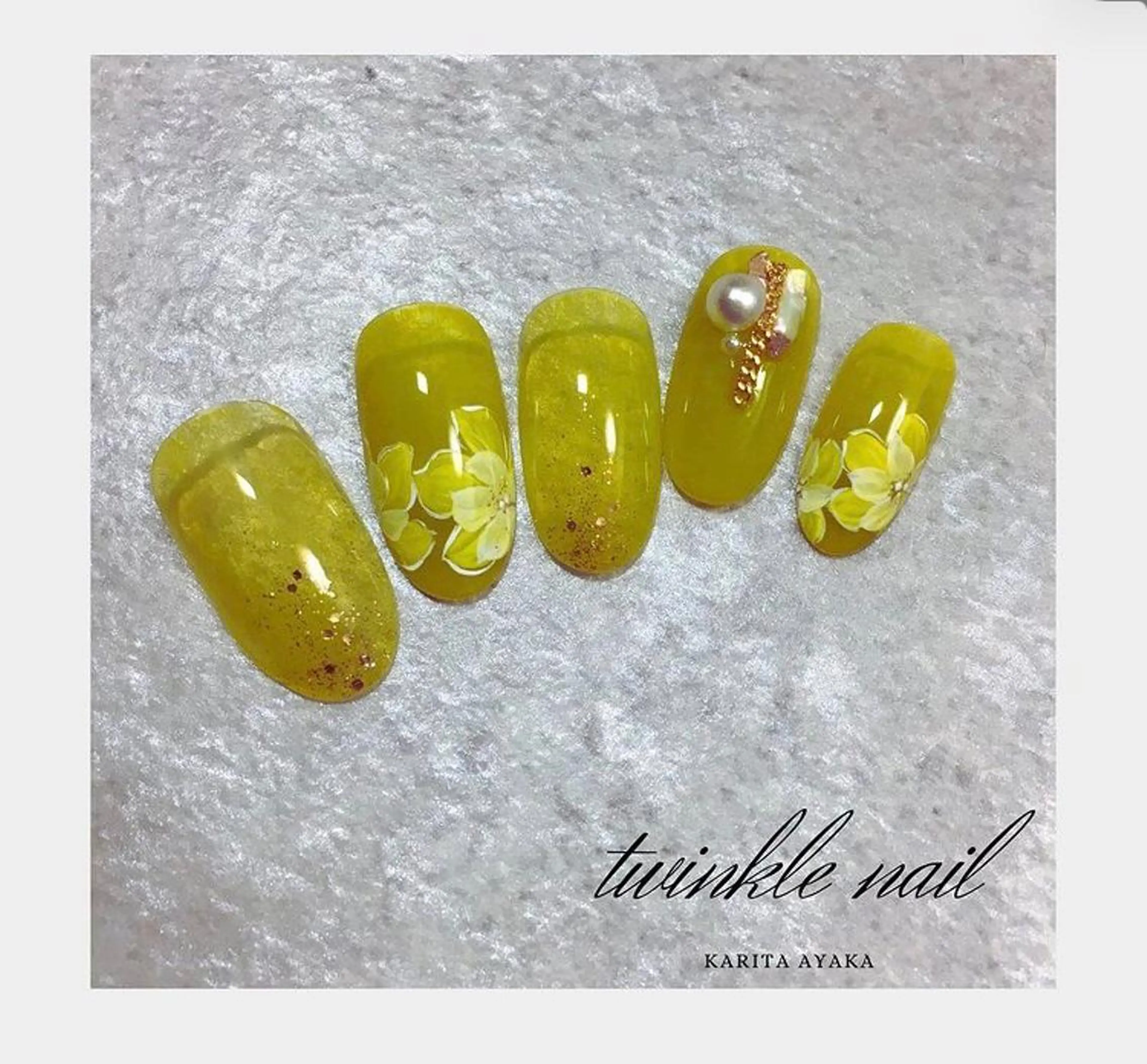ミディアム sincere nailのネイルデザイン