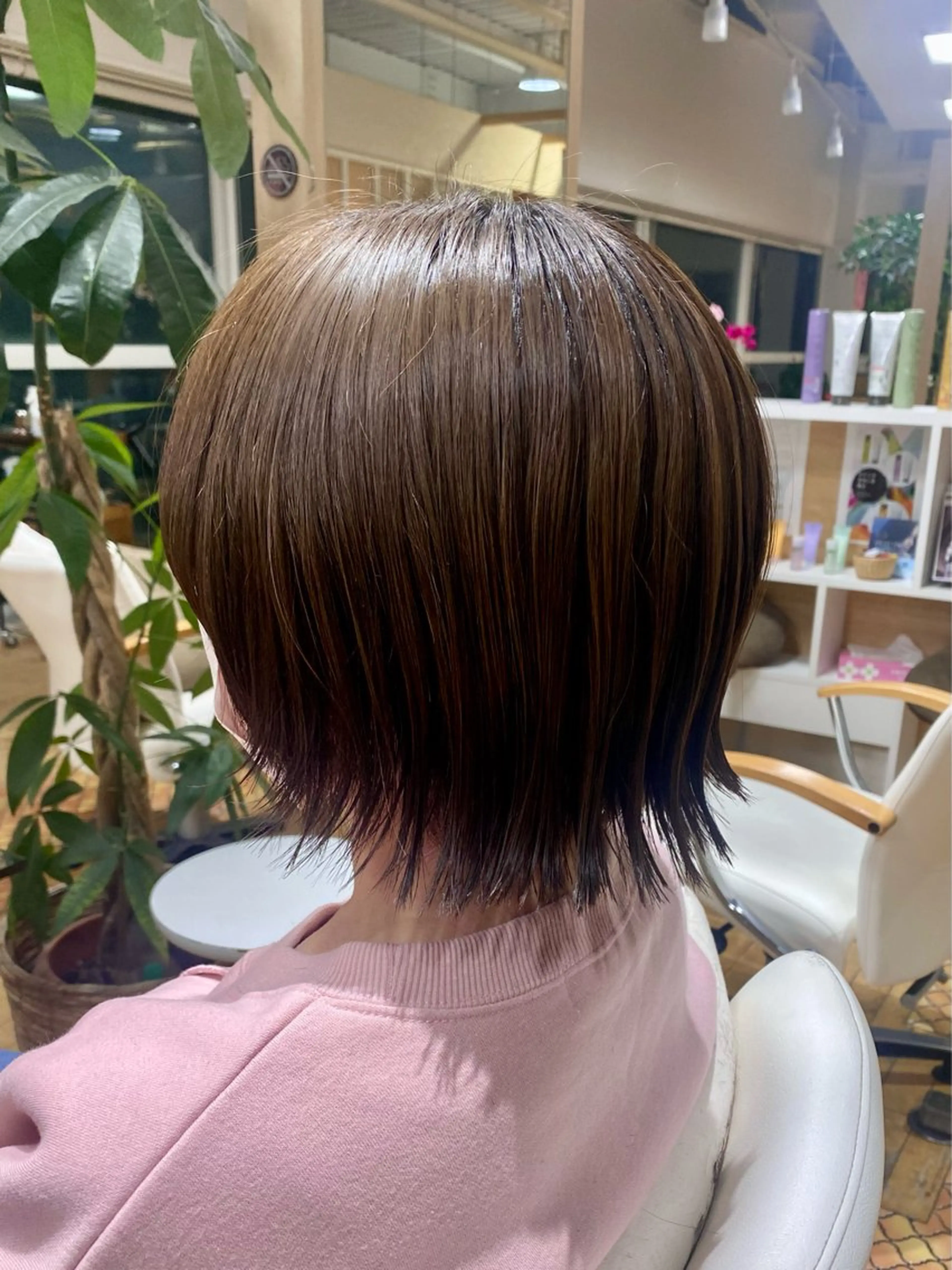 ショート ボブ 外ハネヘア I's hair NUBOU所属・小守林 蘭のヘアスタイル