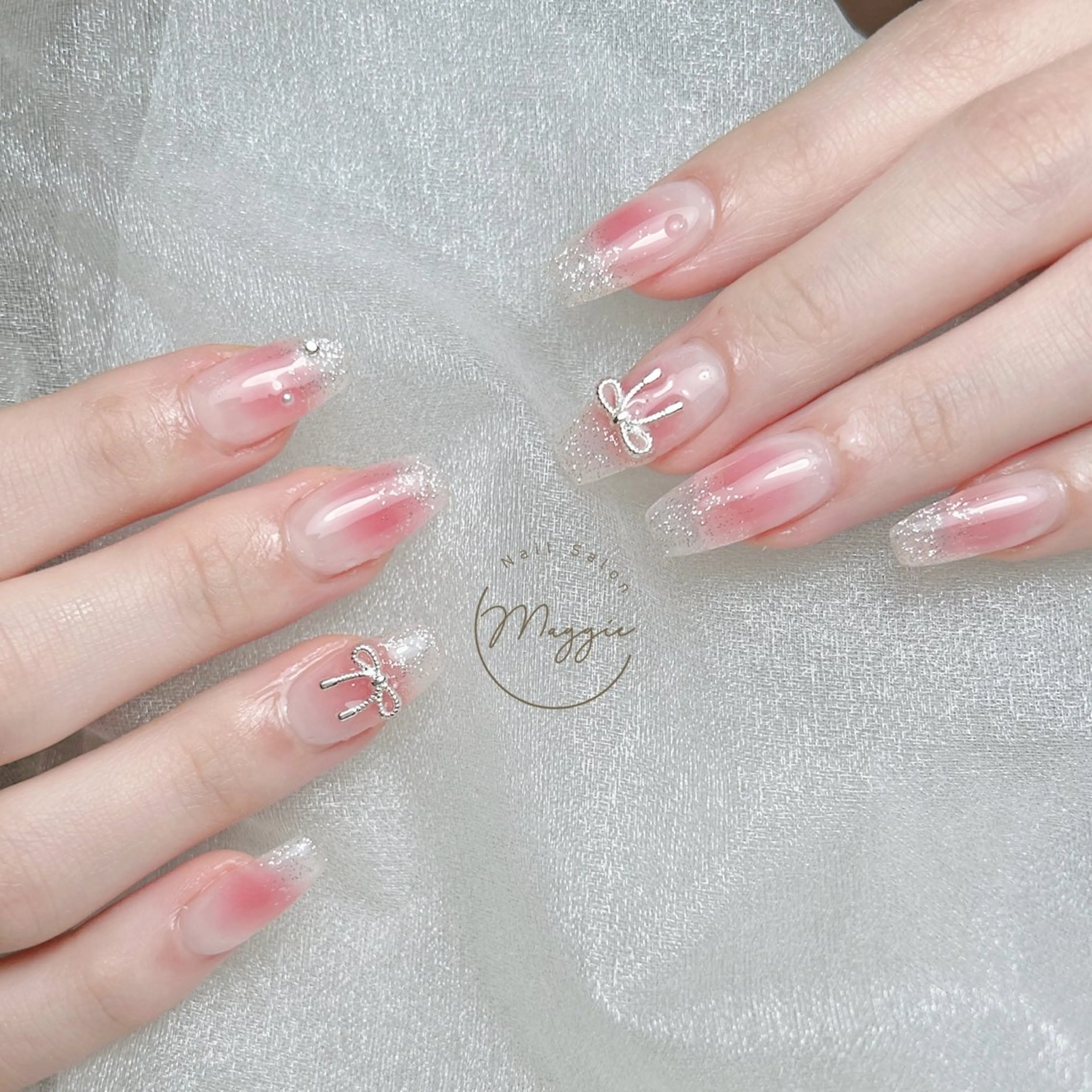 ネイル Maggie Nail🦩のネイルデザイン