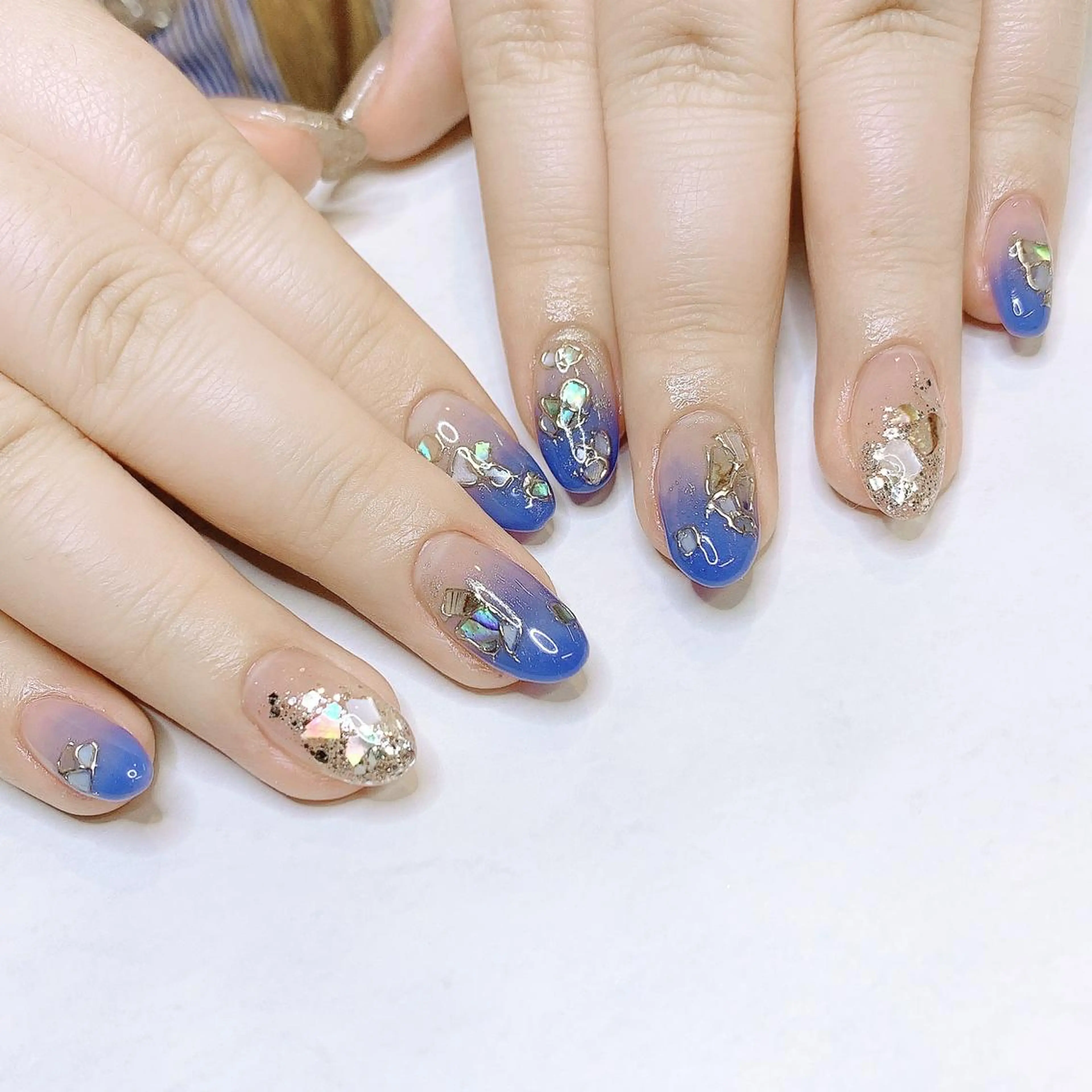 ネイル アートネイル ラメ(グリッター) ラメグラデーション ミラーネイル ハンドネイル フットネイル Adite nailのネイルデザイン