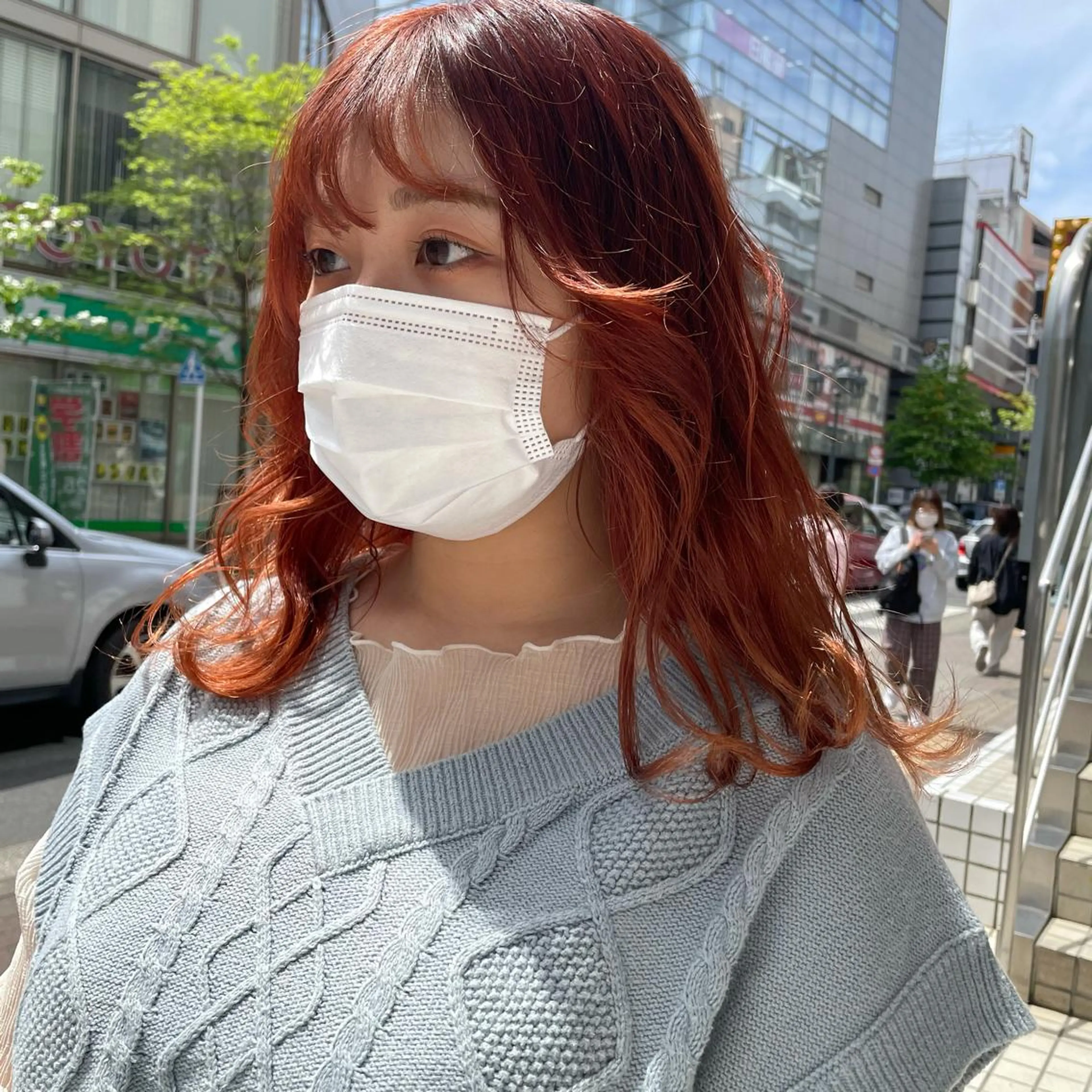 セミロング カラー ブリーチ オレンジ ヘアカラー 韓国ヘア🦋 MIYUのヘアスタイル