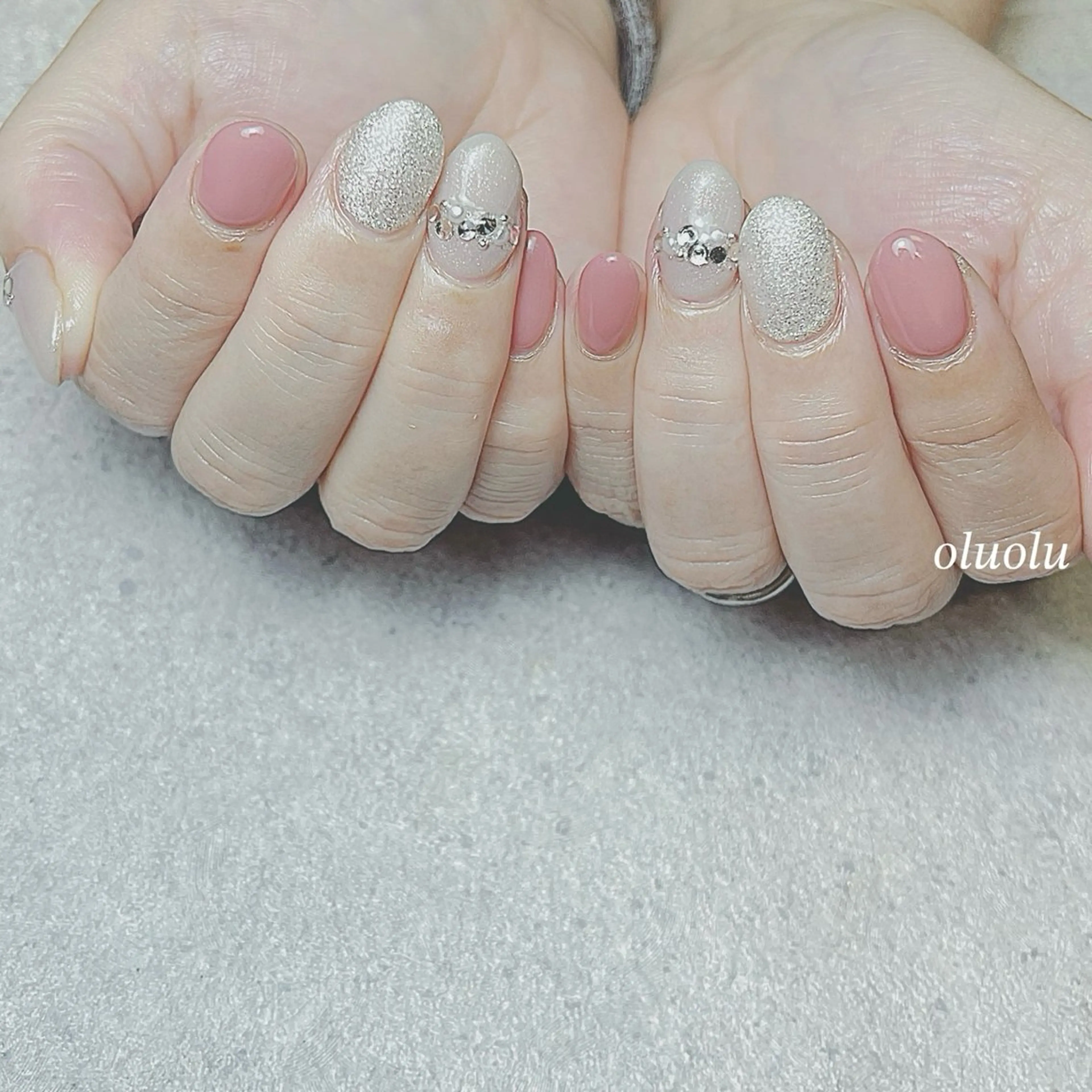 ネイル アートネイル フットネイル ピンク ストーンネイル ハンドネイル 大村 紬華のネイルデザイン