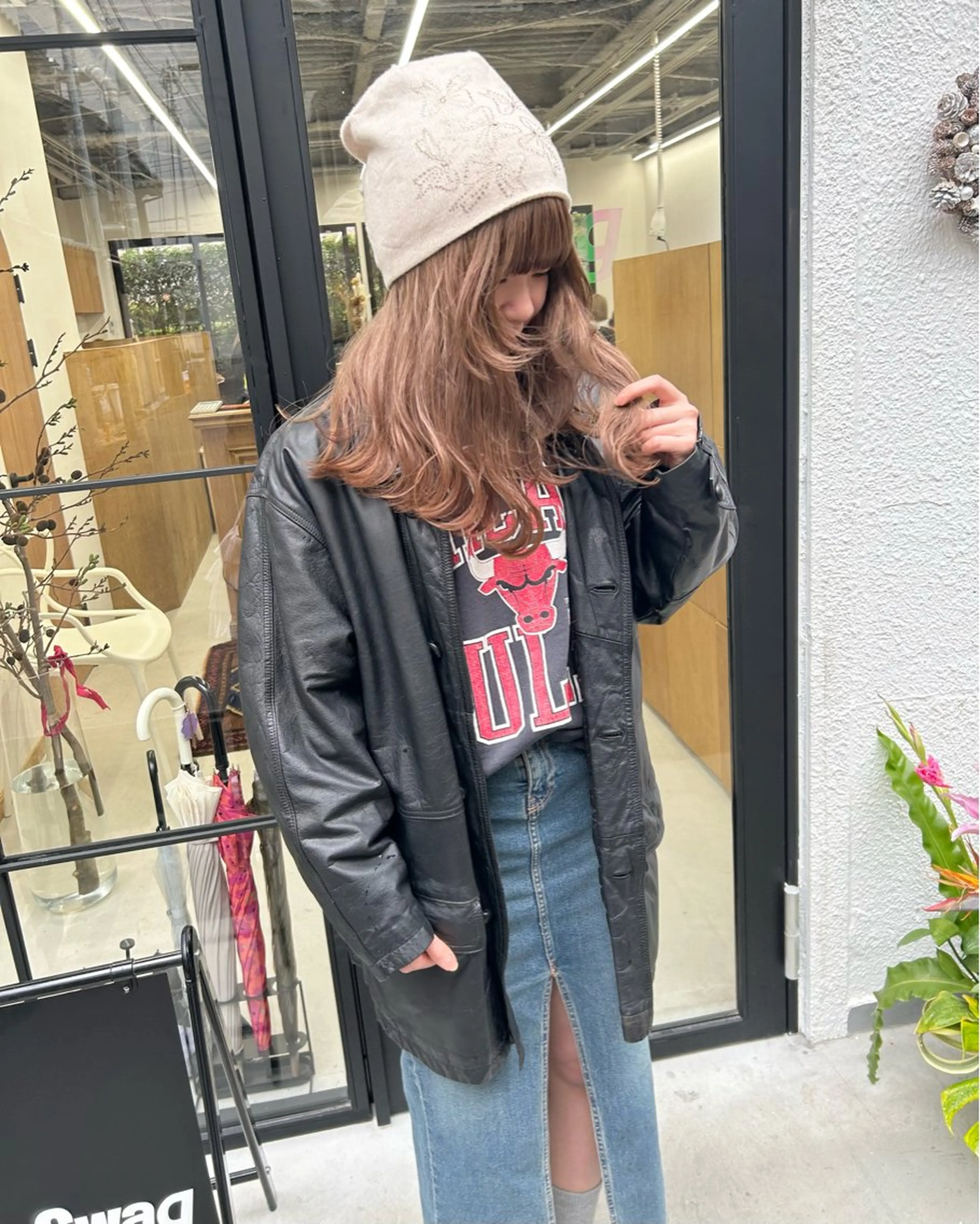 セミロング カラー パーマ ヘアアレンジ 髪と音処　マトぺ所属・デザインカラー/ボブ ブリーチカラー/ユリのヘアスタイル