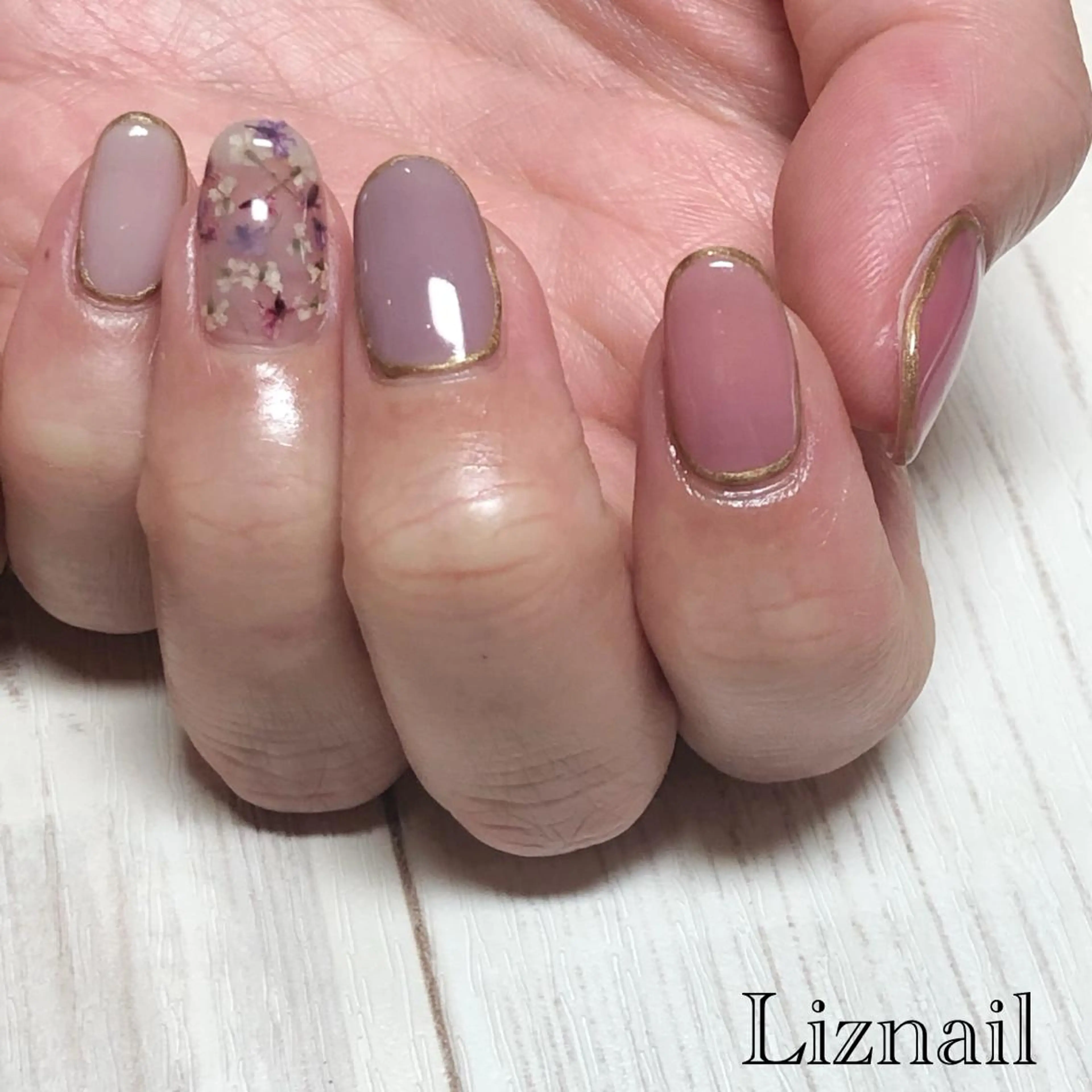 ネイル Rawr / saoriのネイルデザイン