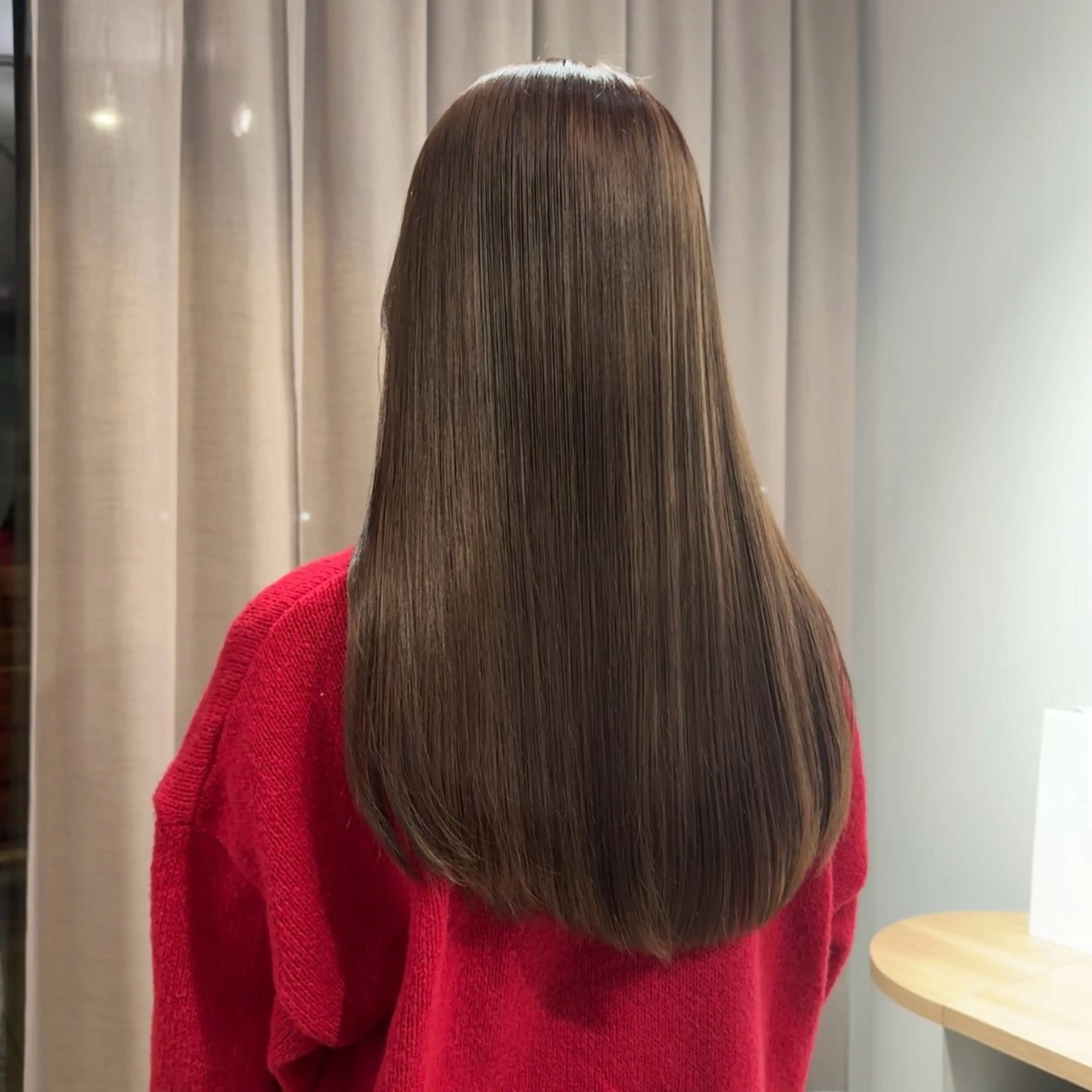 ロング ヘアカラー 吉田 葉音のヘアスタイル