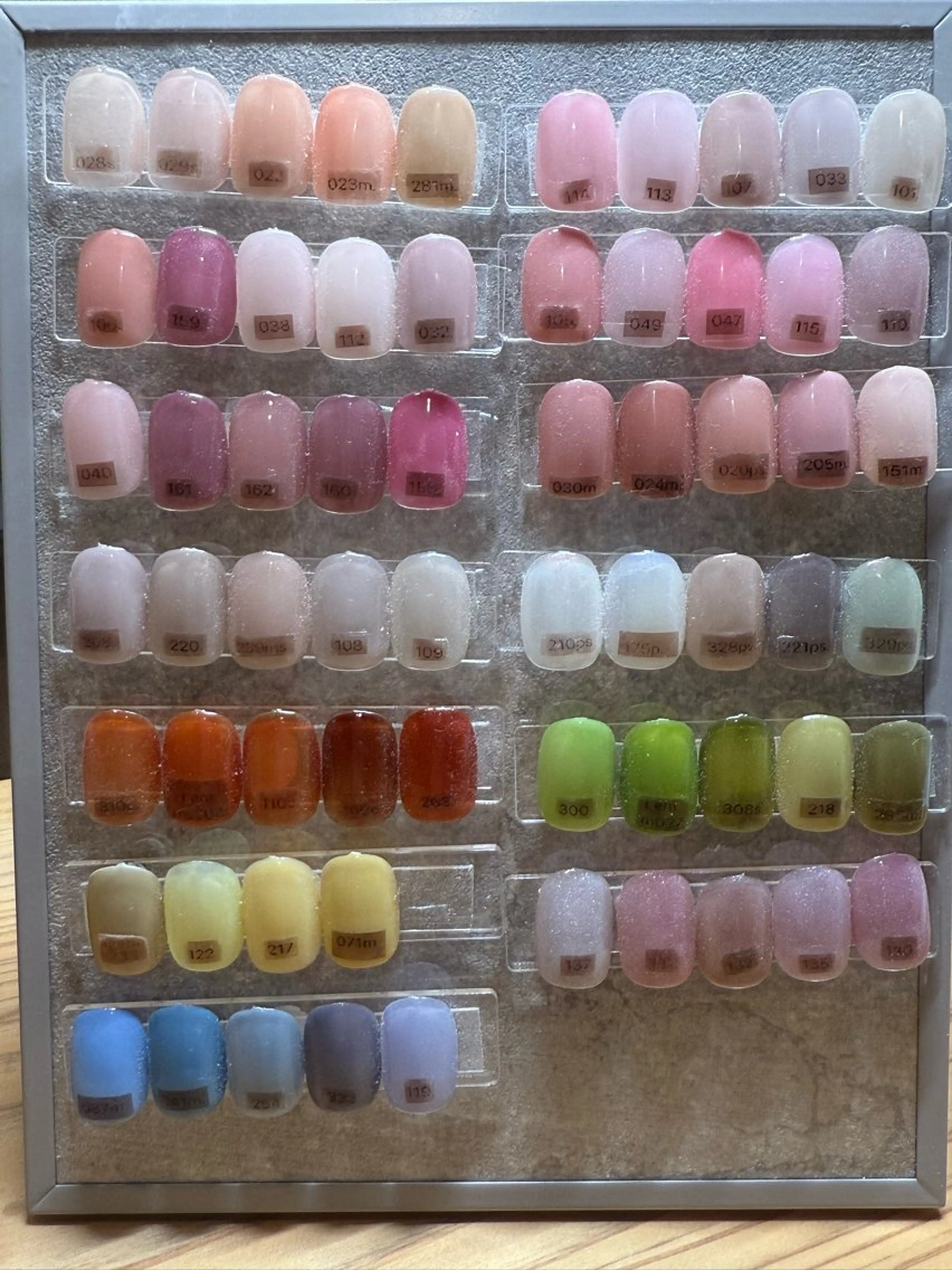 ネイル 深爪矯正専門店ネイルサロンKUU所属・ネイルサロン KUUのネイルデザイン