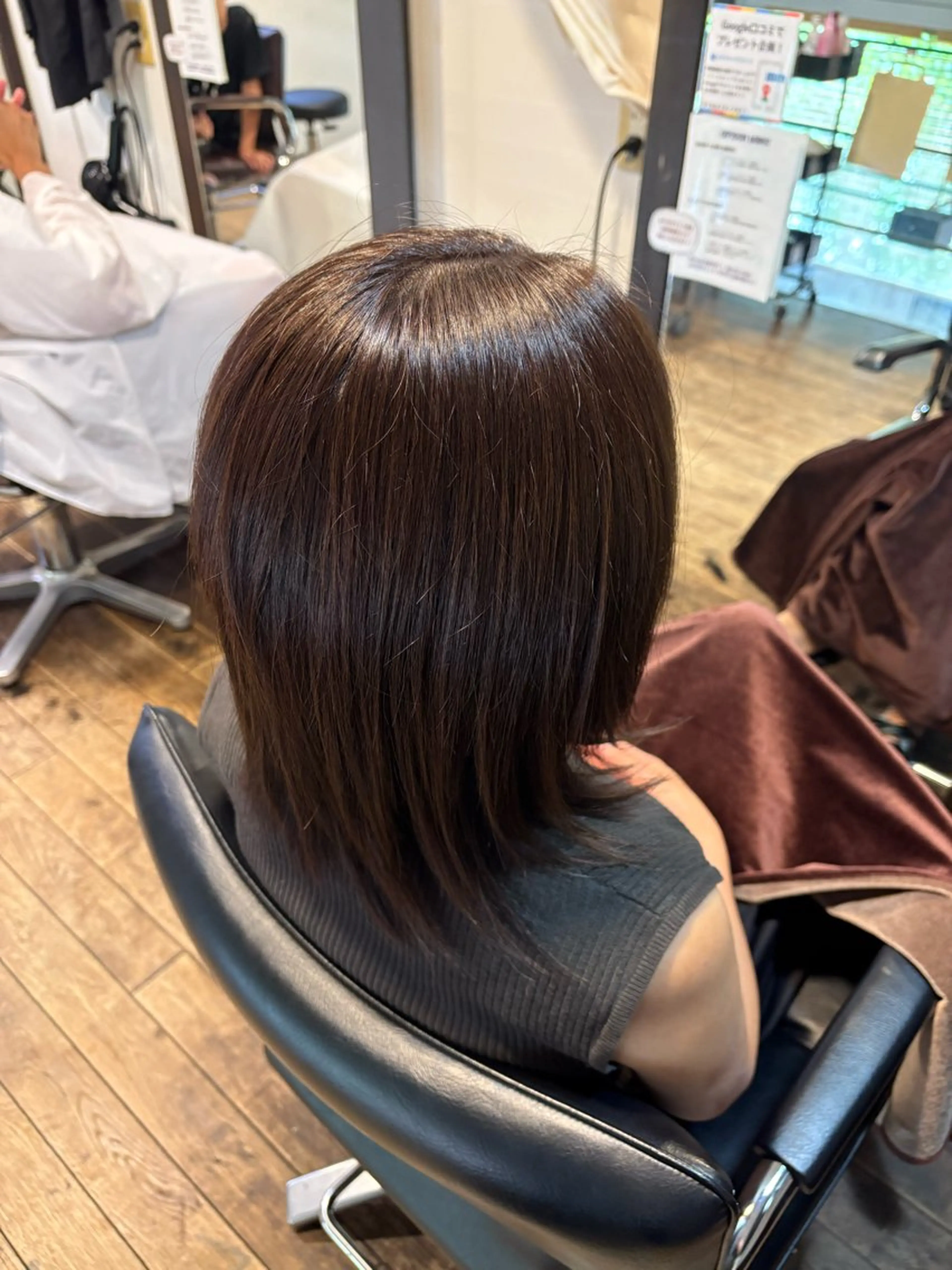 ミディアム カラー ブラウンカラー ナチュラルブラウン 奥山 和奏のヘアスタイル