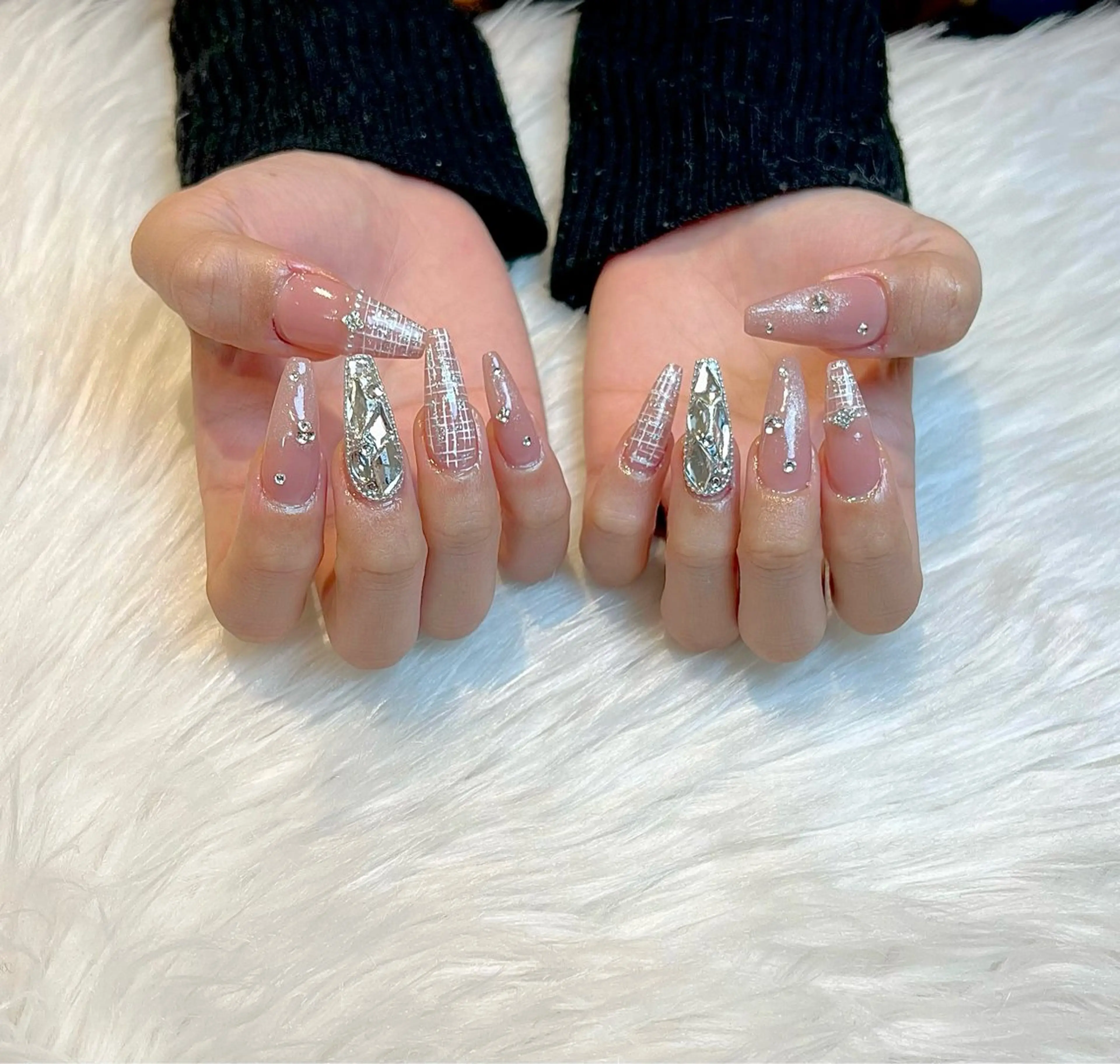 ネイル ハンドネイル Lino+ ネイル&よもぎ蒸しのネイルデザイン