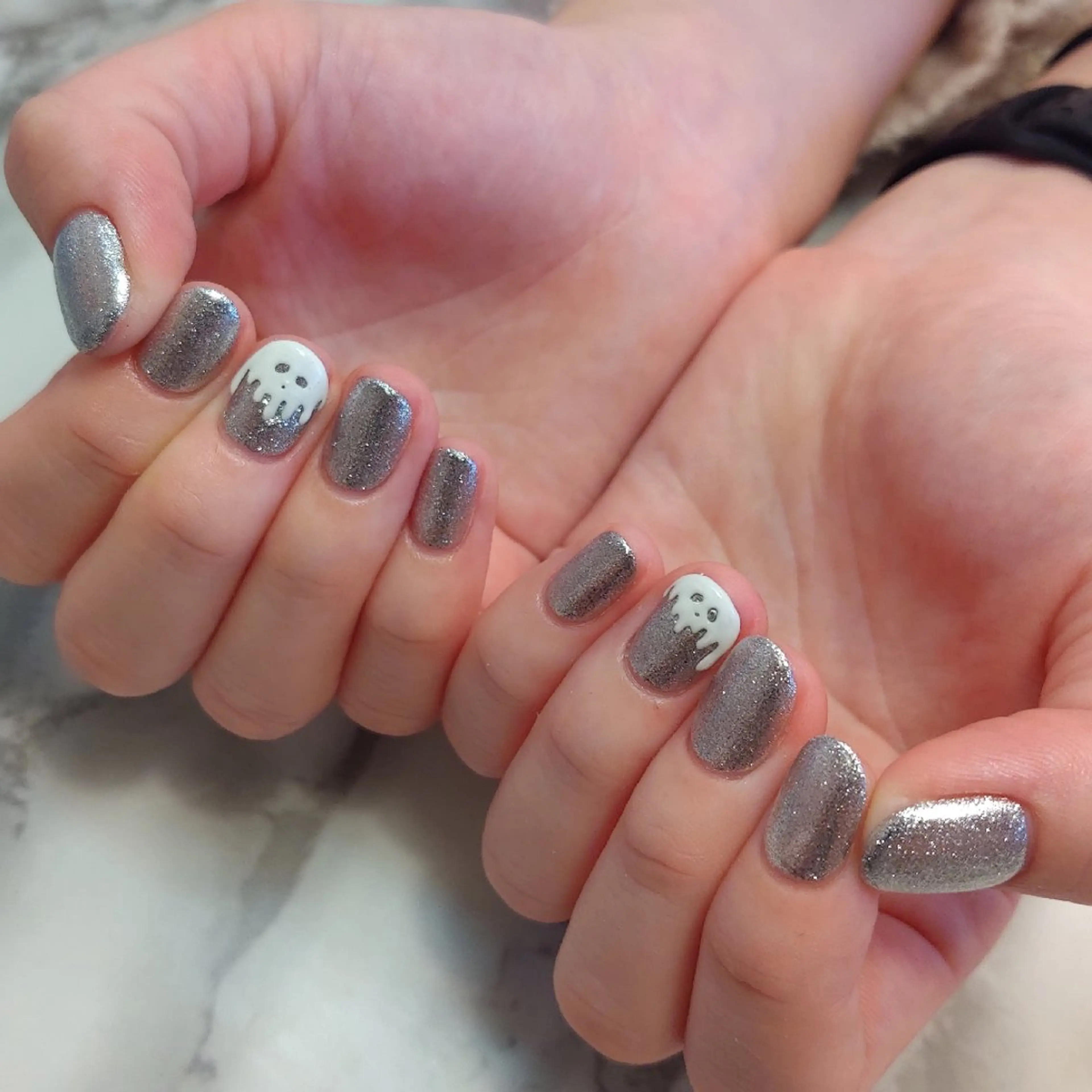 ネイル ジェヌインネイル 河内のネイルデザイン