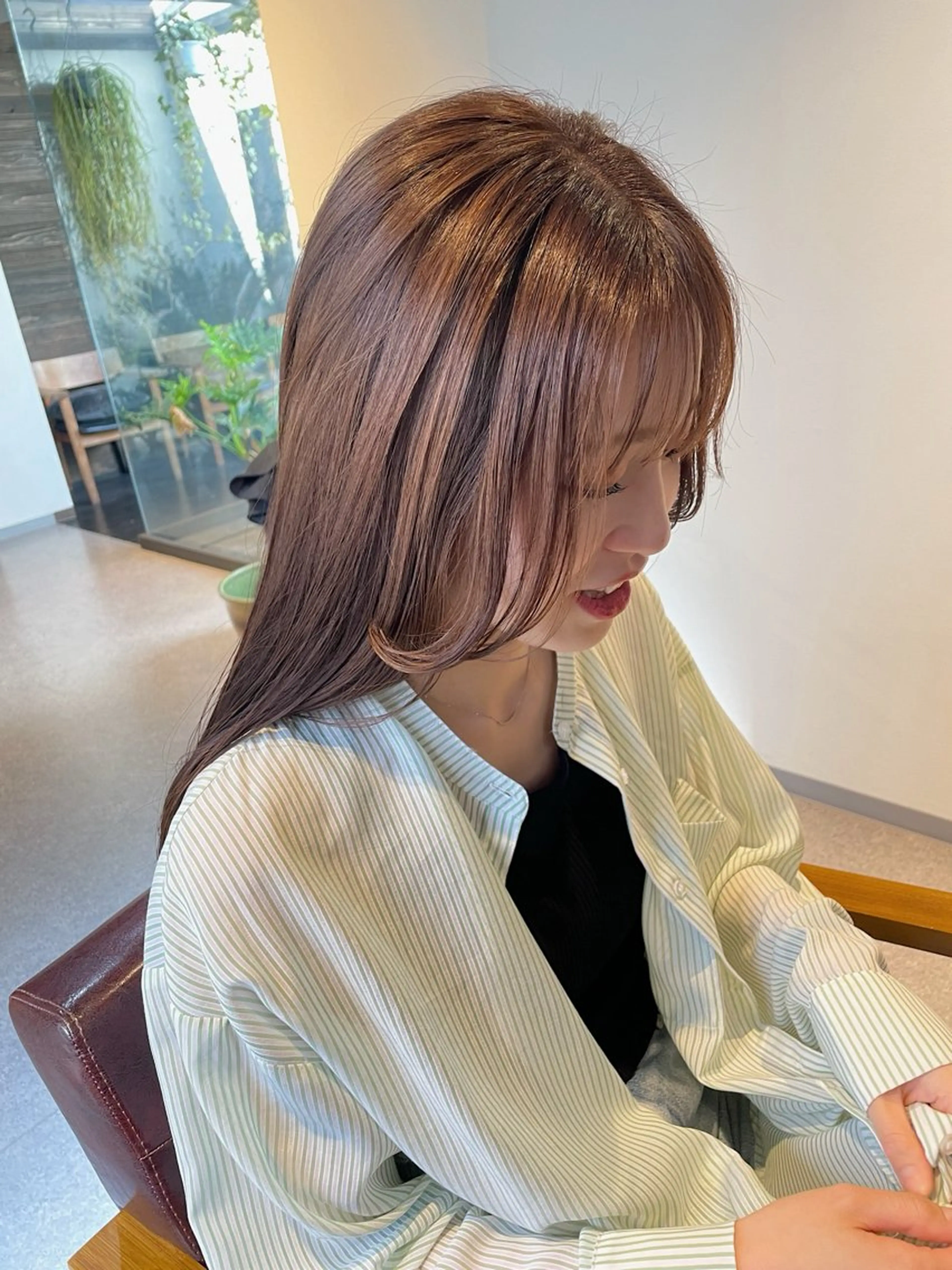 ロング カラー 顔まわりレイヤー 顔周りカット レイヤーカット AMI 【RAWTOKYOのヘアスタイル