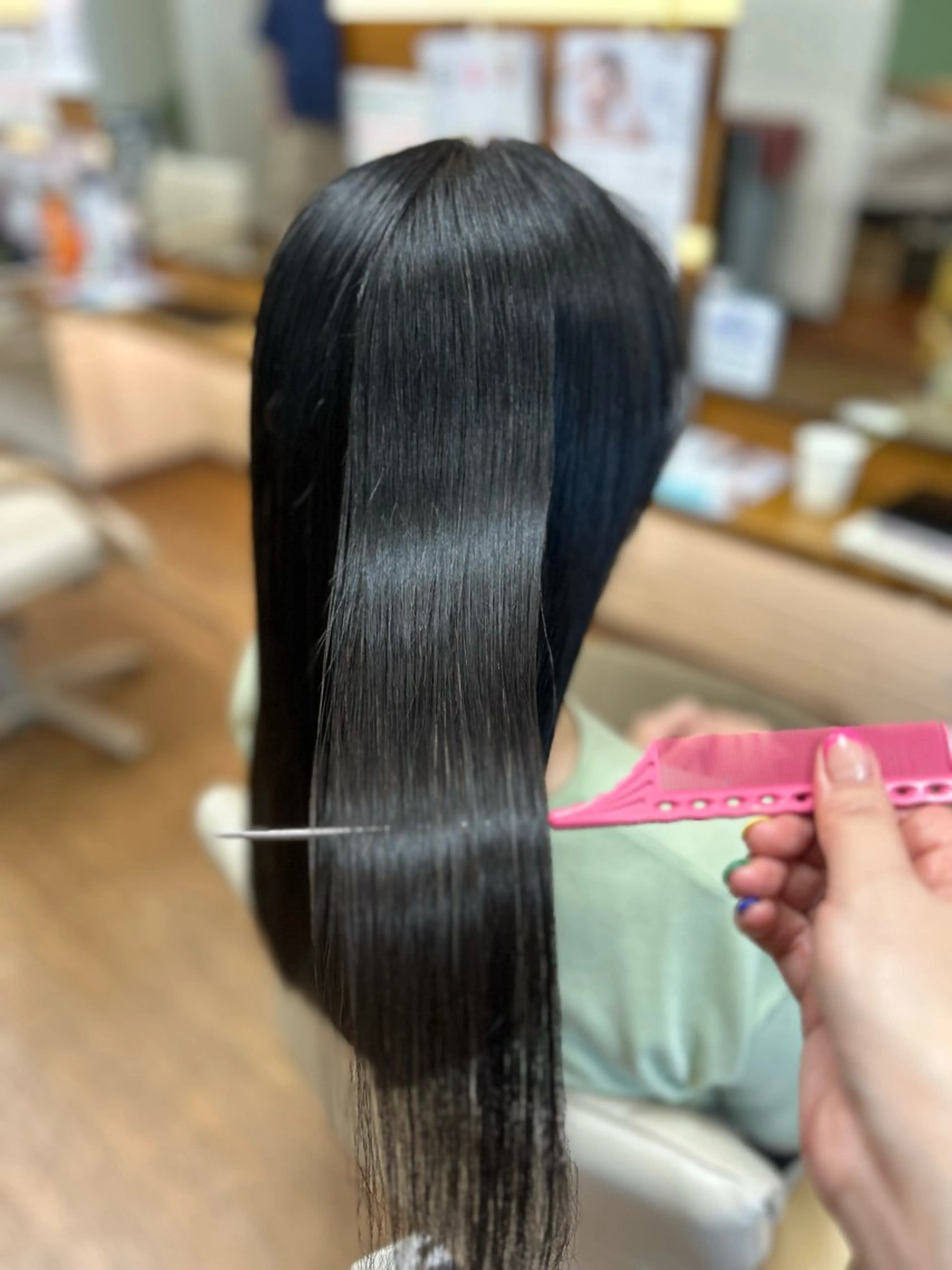 ロング 神谷 千明のヘアスタイル