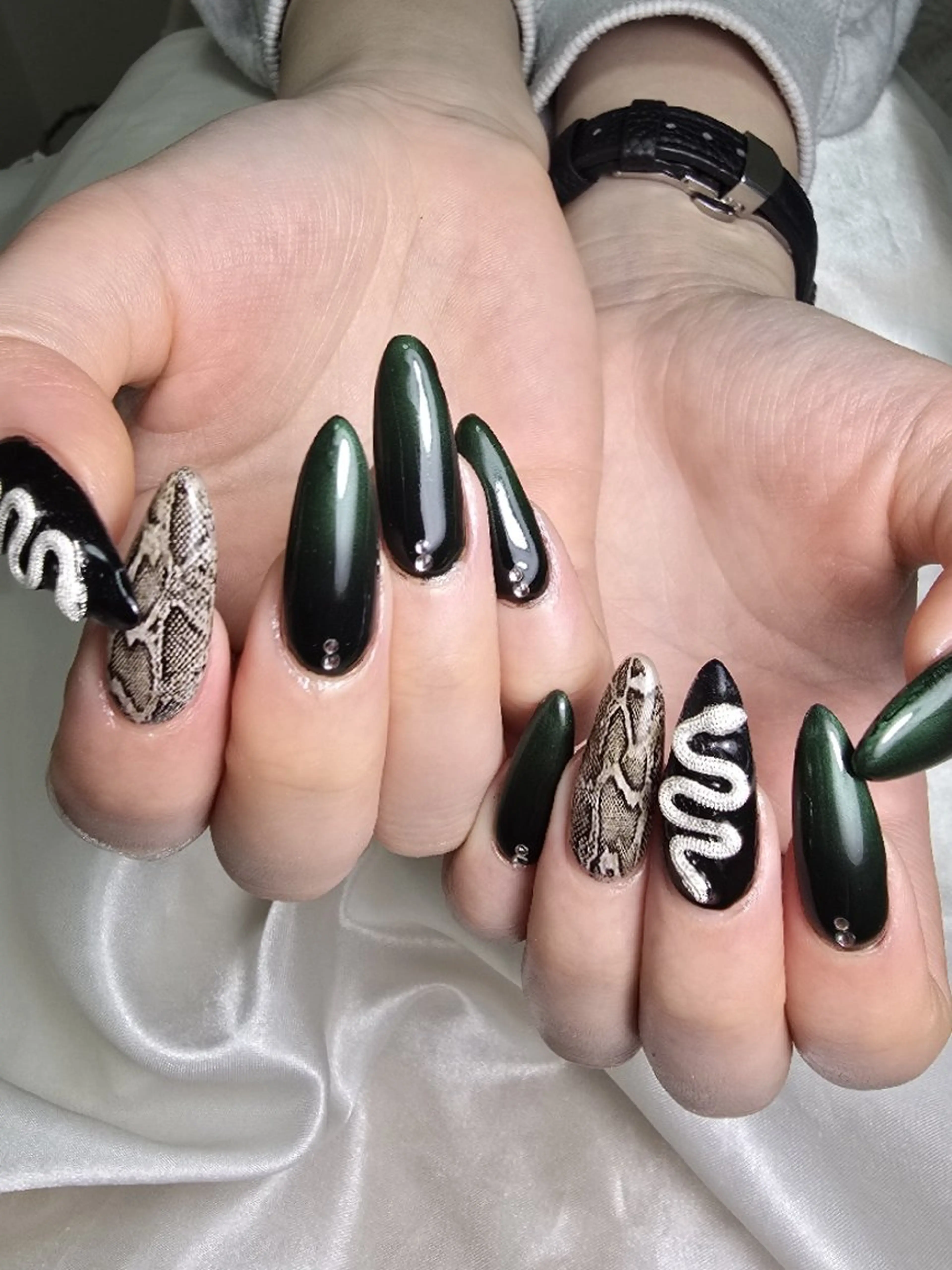 ネイル ビジュード ネイルのネイルデザイン