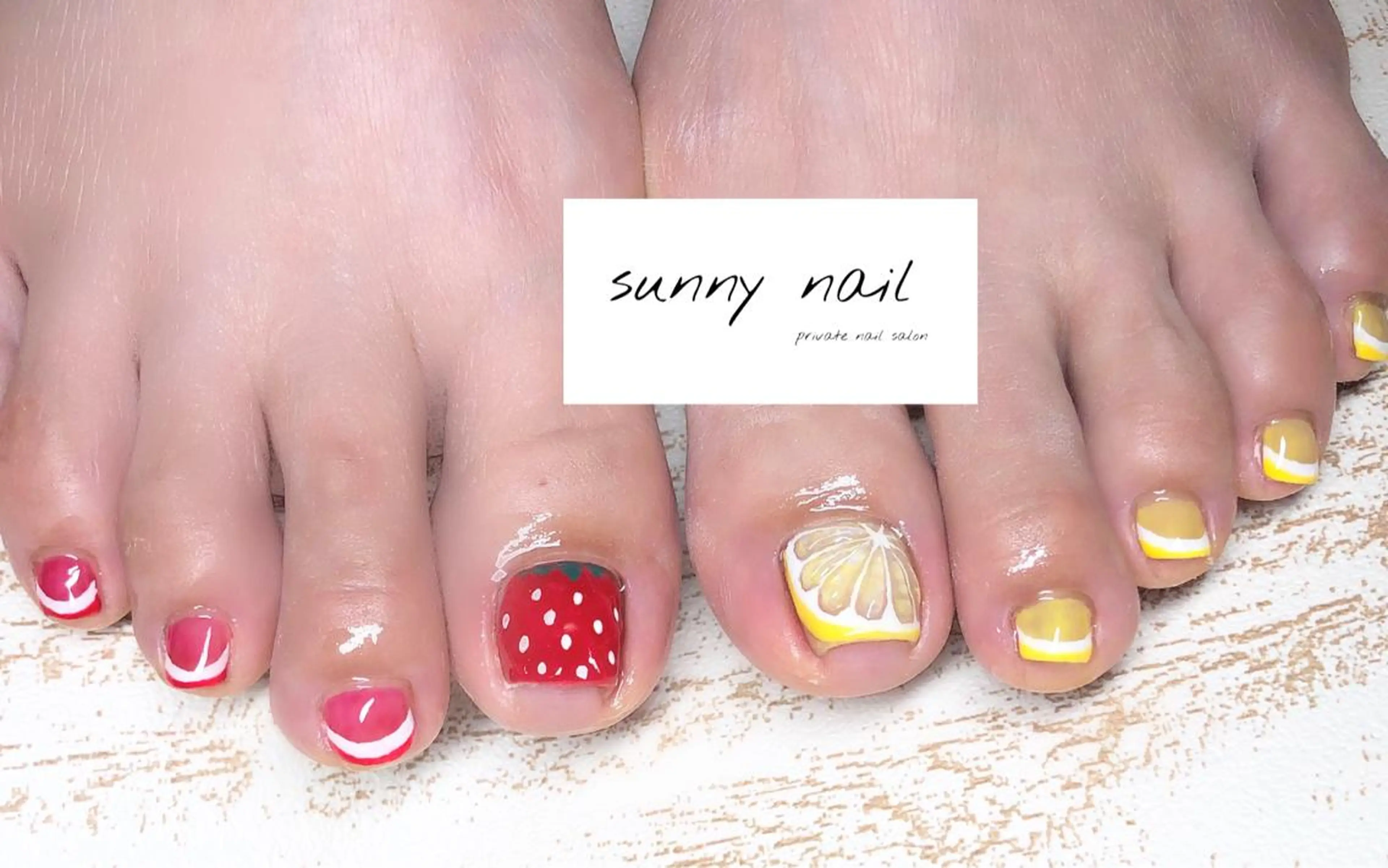 ネイル アートネイル フットネイル ジェルネイル パラジェル 夏ネイル sunny nailのネイルデザイン