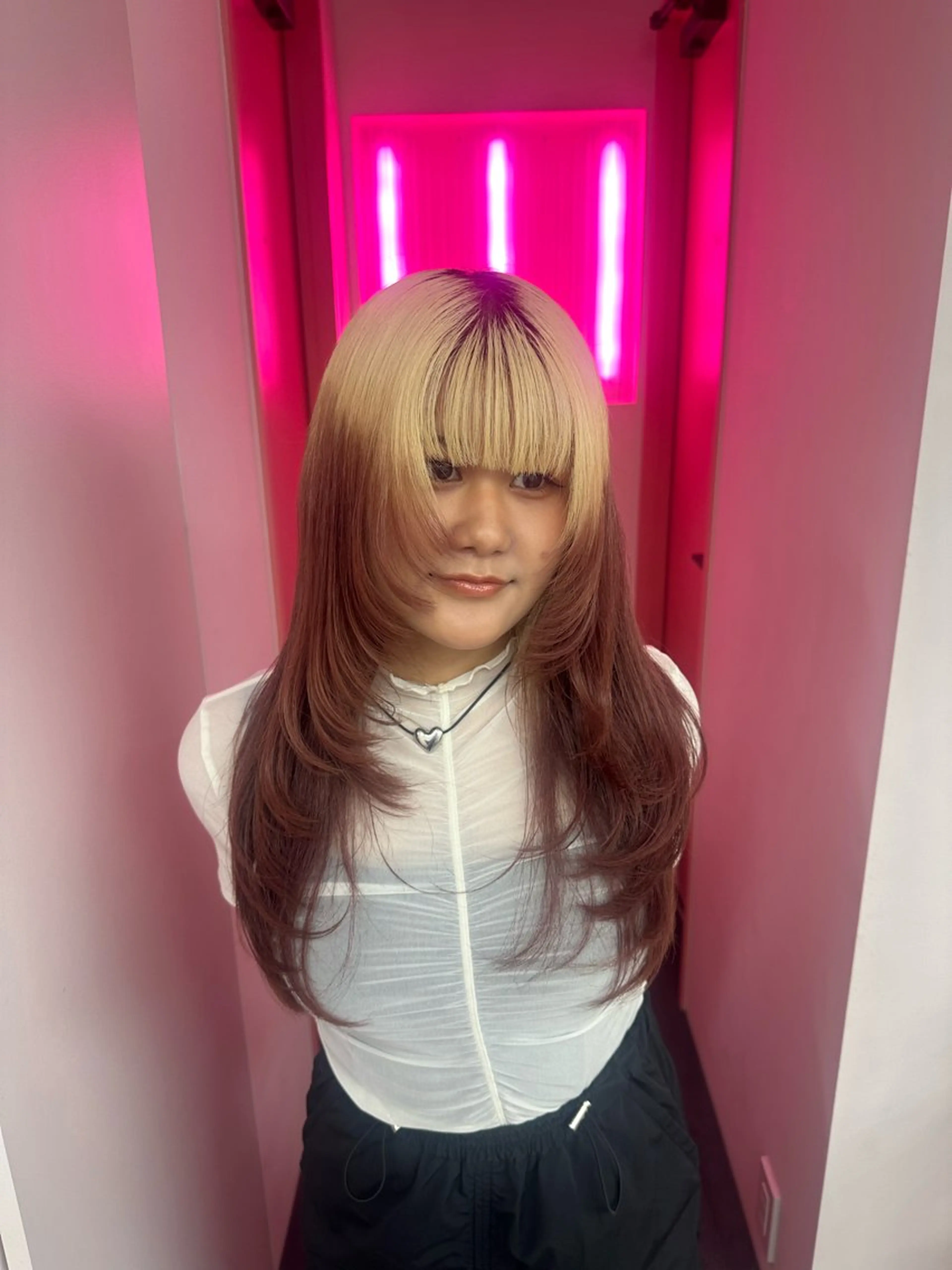 ロング ブリーチカラー 特化/MAHIROのヘアスタイル