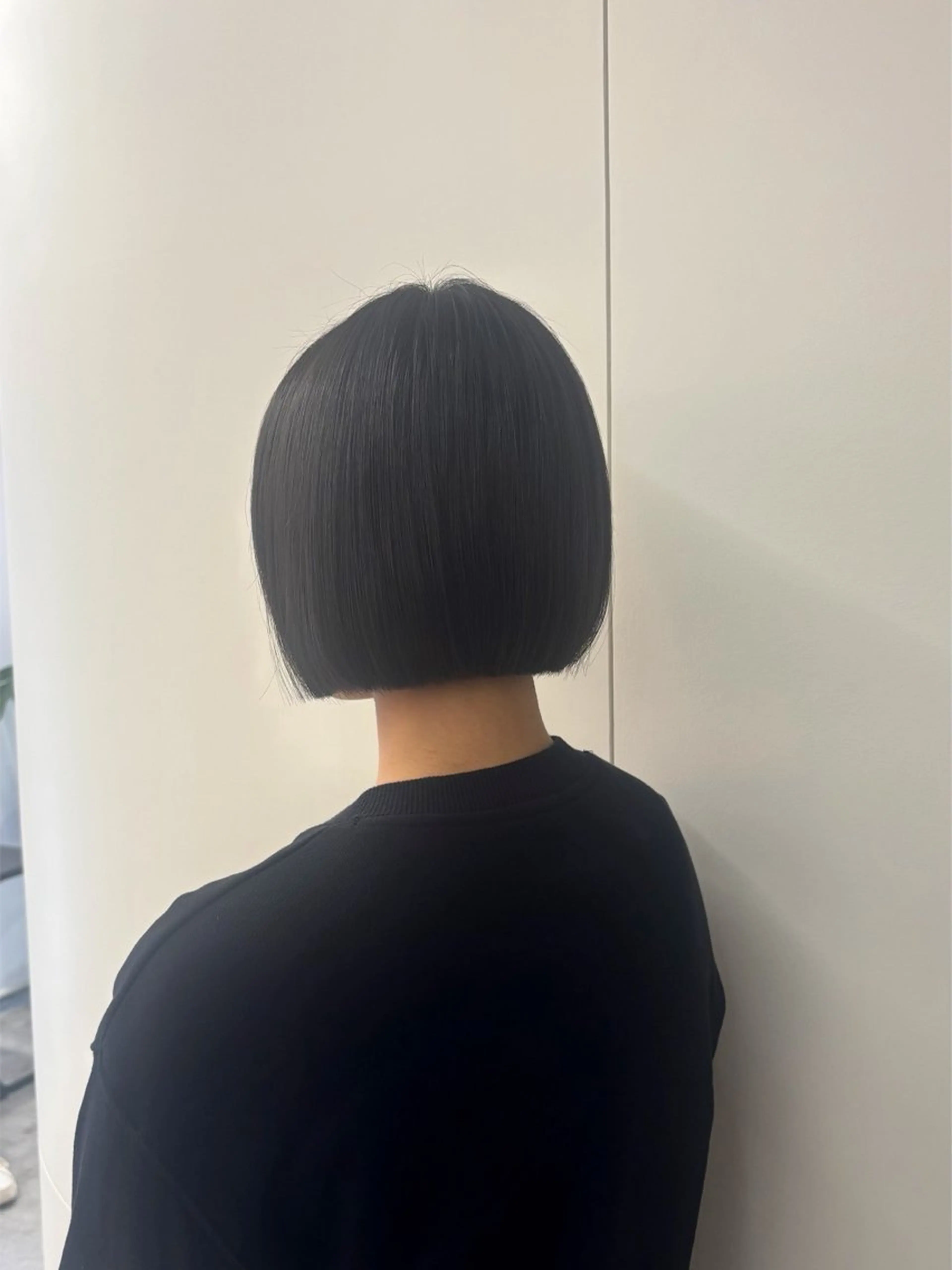 ショート ボブ 小顔カット makoto⌇レイヤ ー⌇艶カラー🍒‎のヘアスタイル