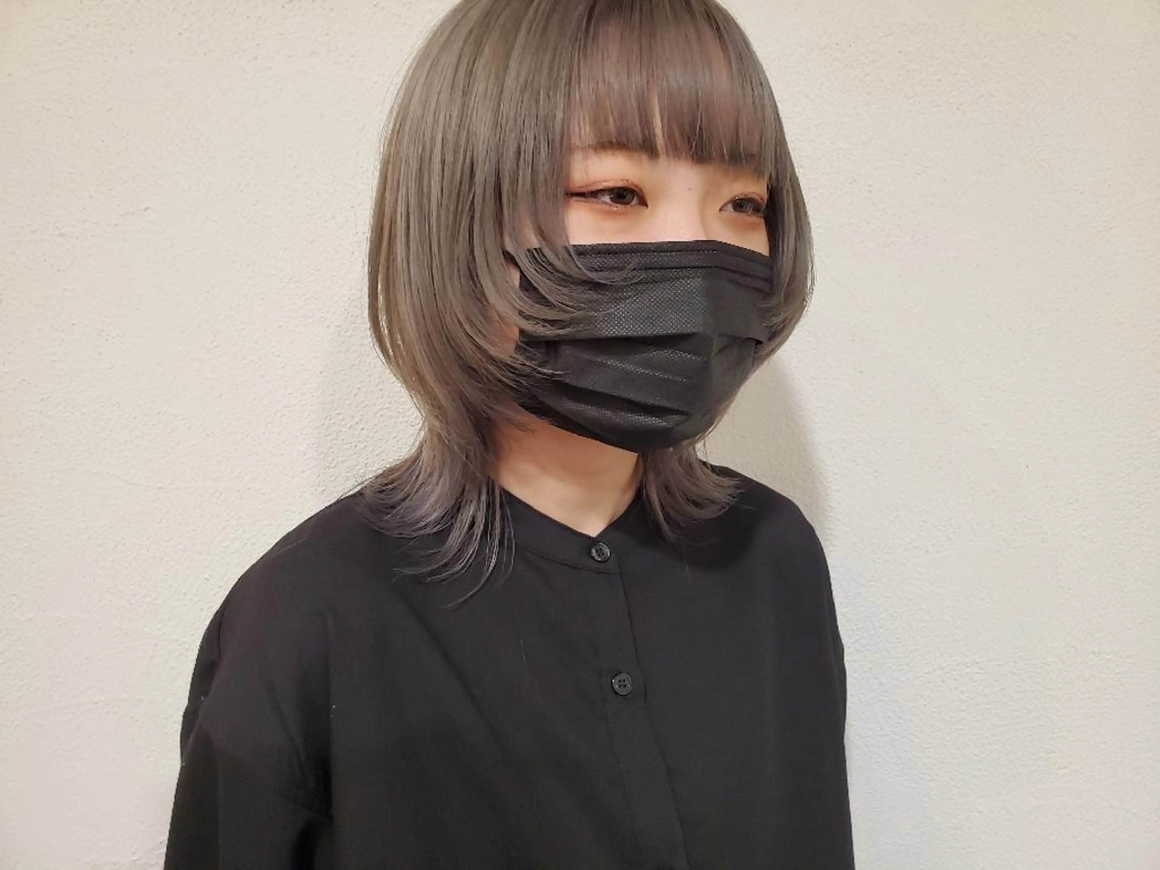 セミロング カラー パ ルのヘアスタイル