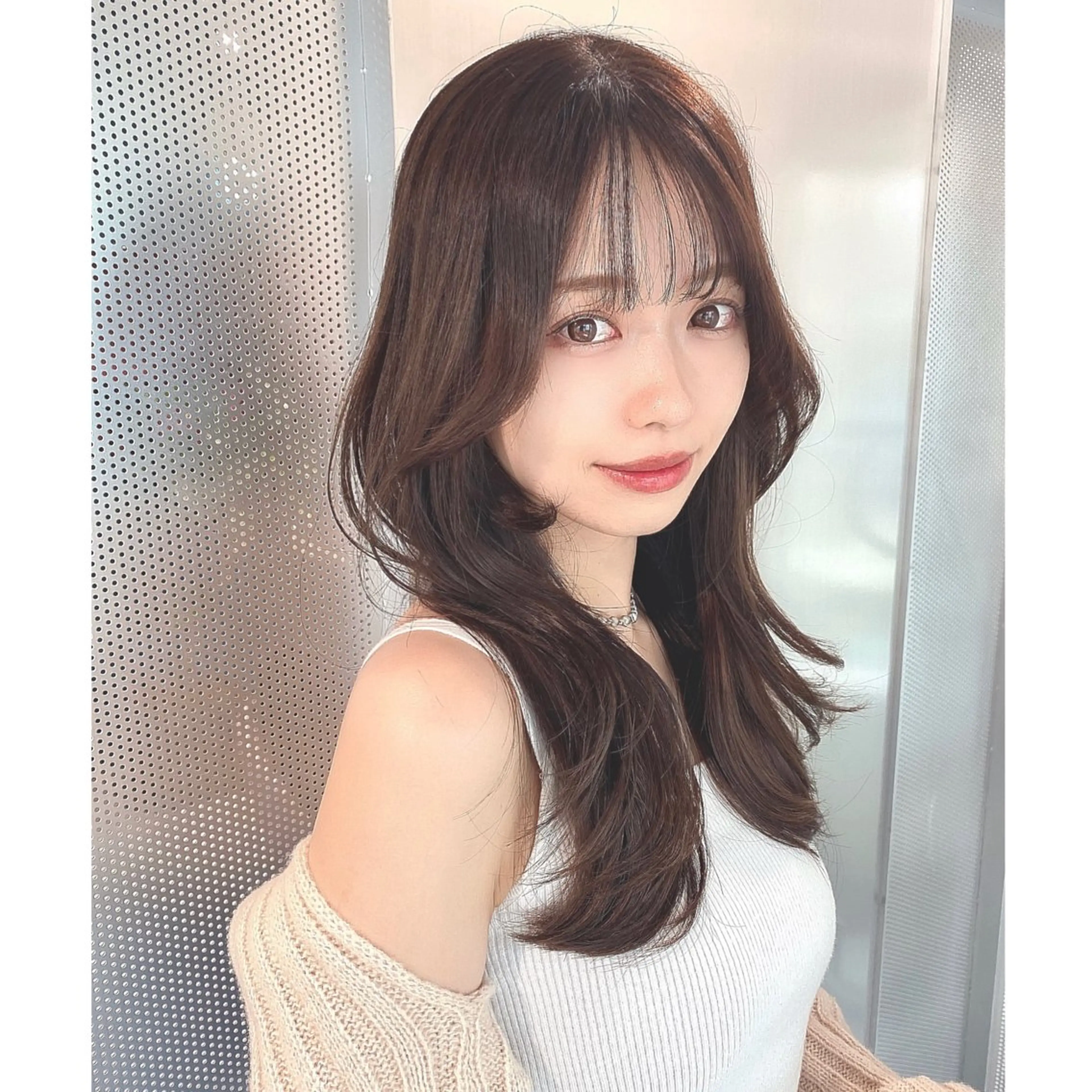 セミロング くびれヘア 韓国風ヘア レイヤーカット 森 隆秀/韓国ヘアのヘアスタイル