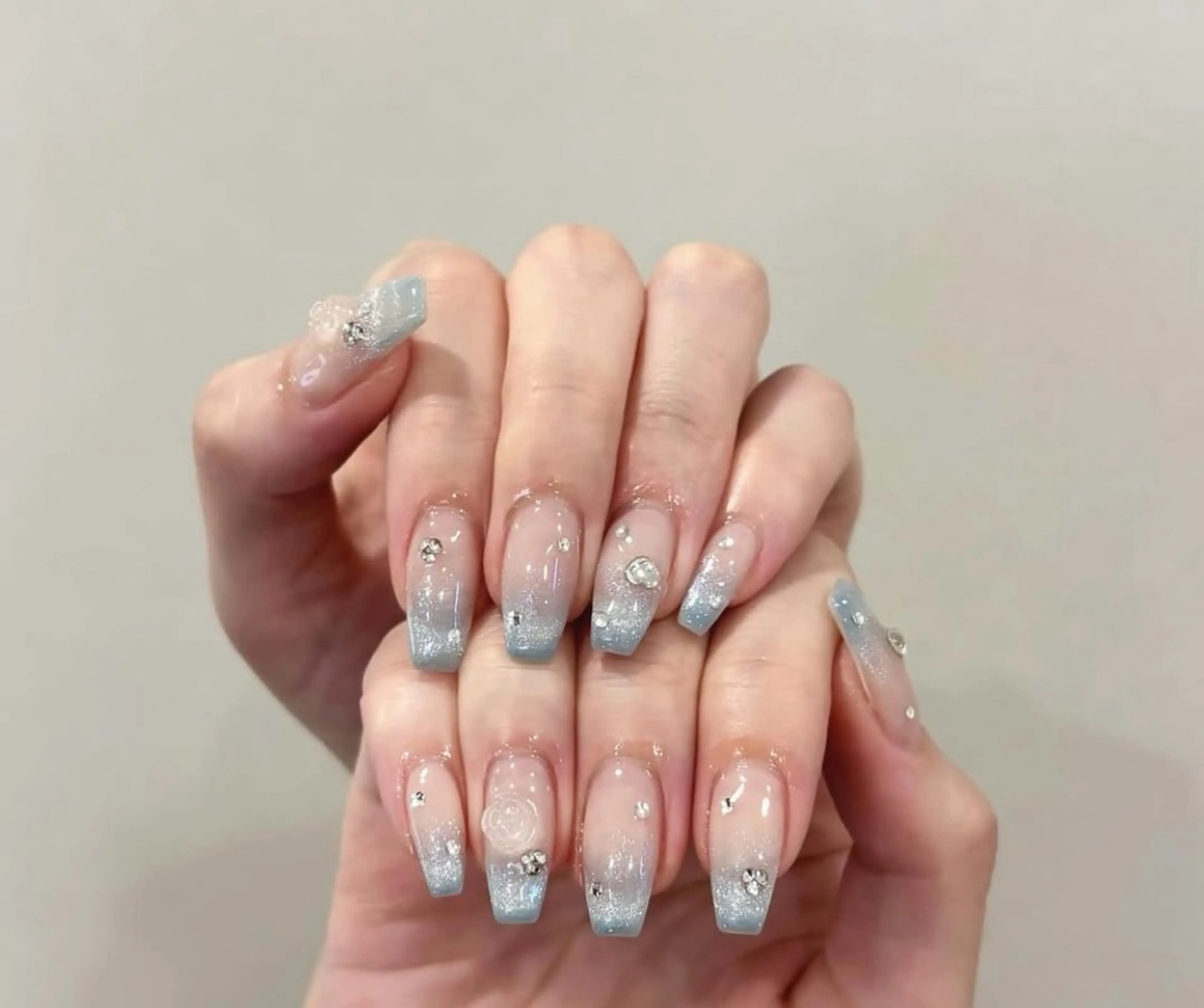 ネイル グラデーション マグネットネイル ハンドネイル JISOO ANA.CHUOのネイルデザイン