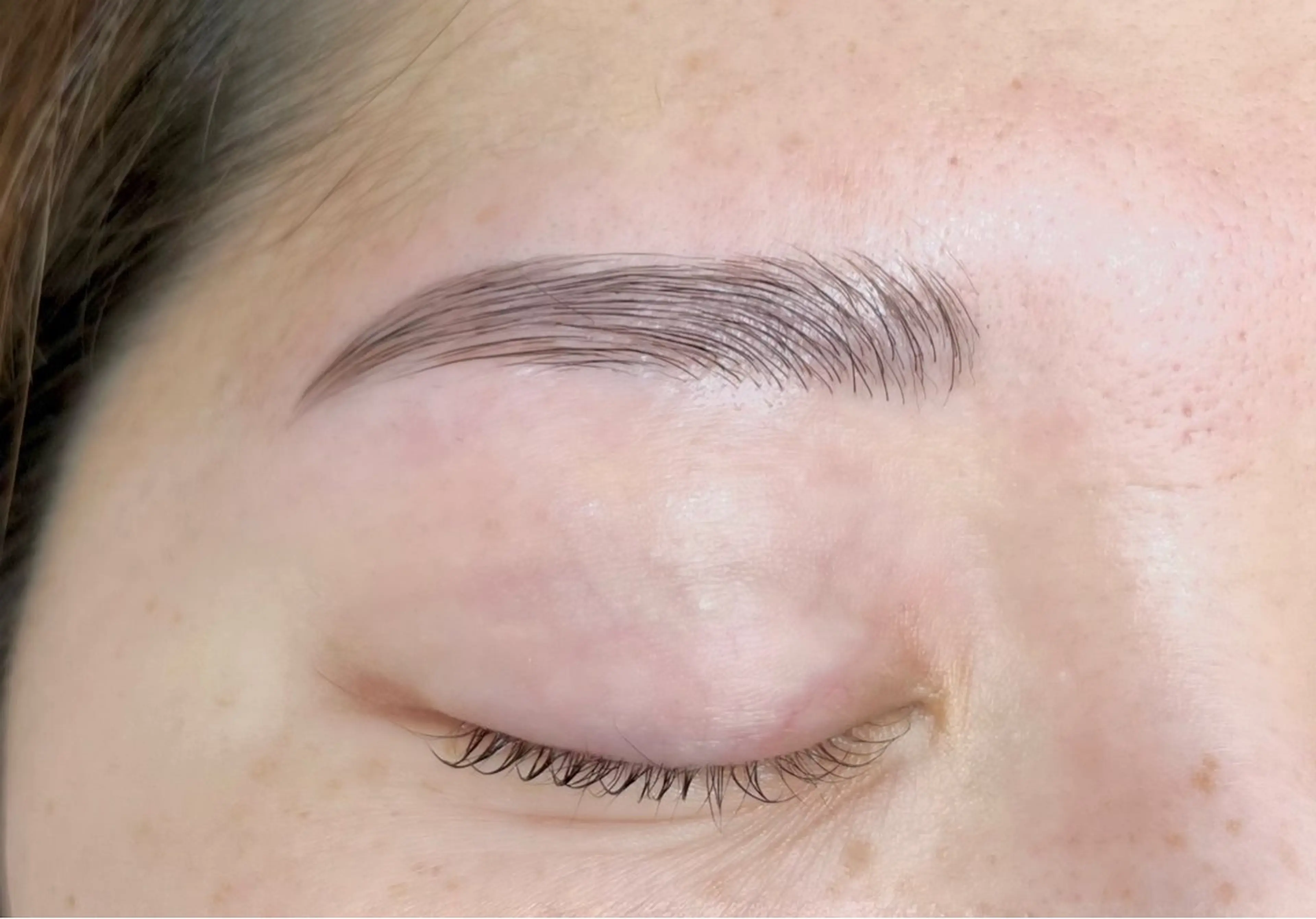 アイブロウ Maison de Lily所属・岡山まつ毛サロン 【Lily】ユリのマツエク・マツパデザイン