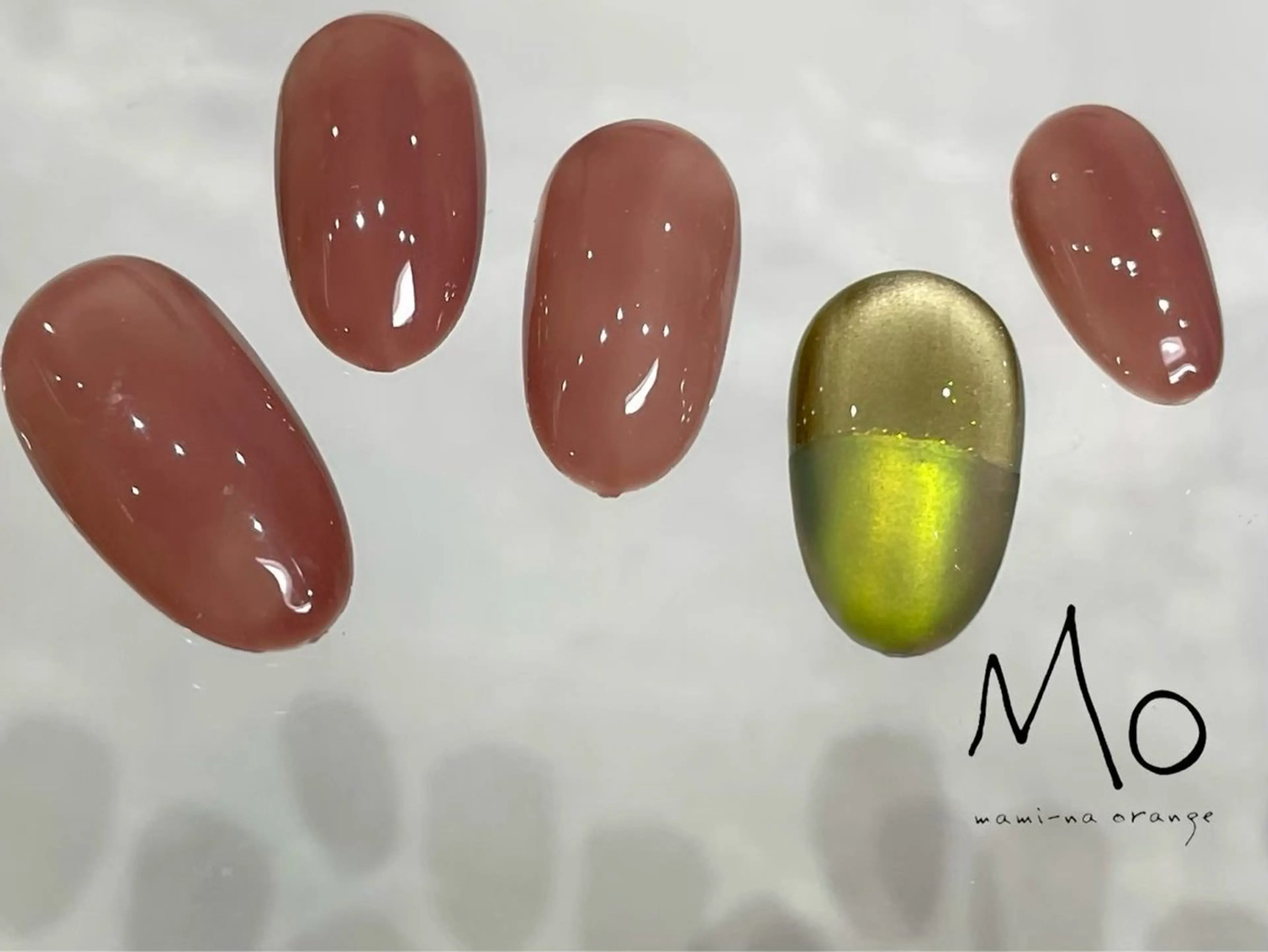 ネイル マミーナオレンジ所属・太田 紹美のネイルデザイン