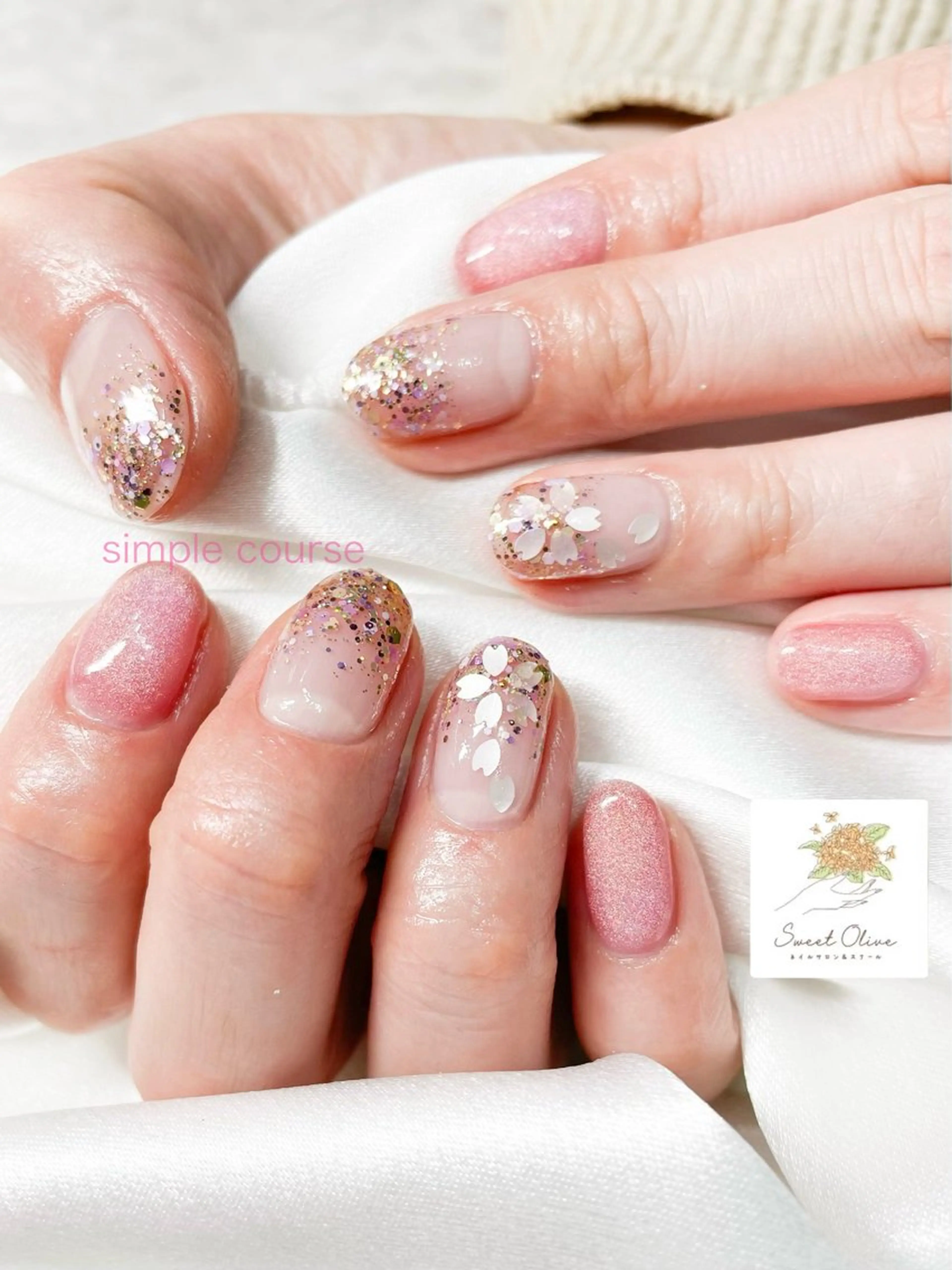 ネイル シンプルネイル SweetOlive Chinatsuのネイルデザイン