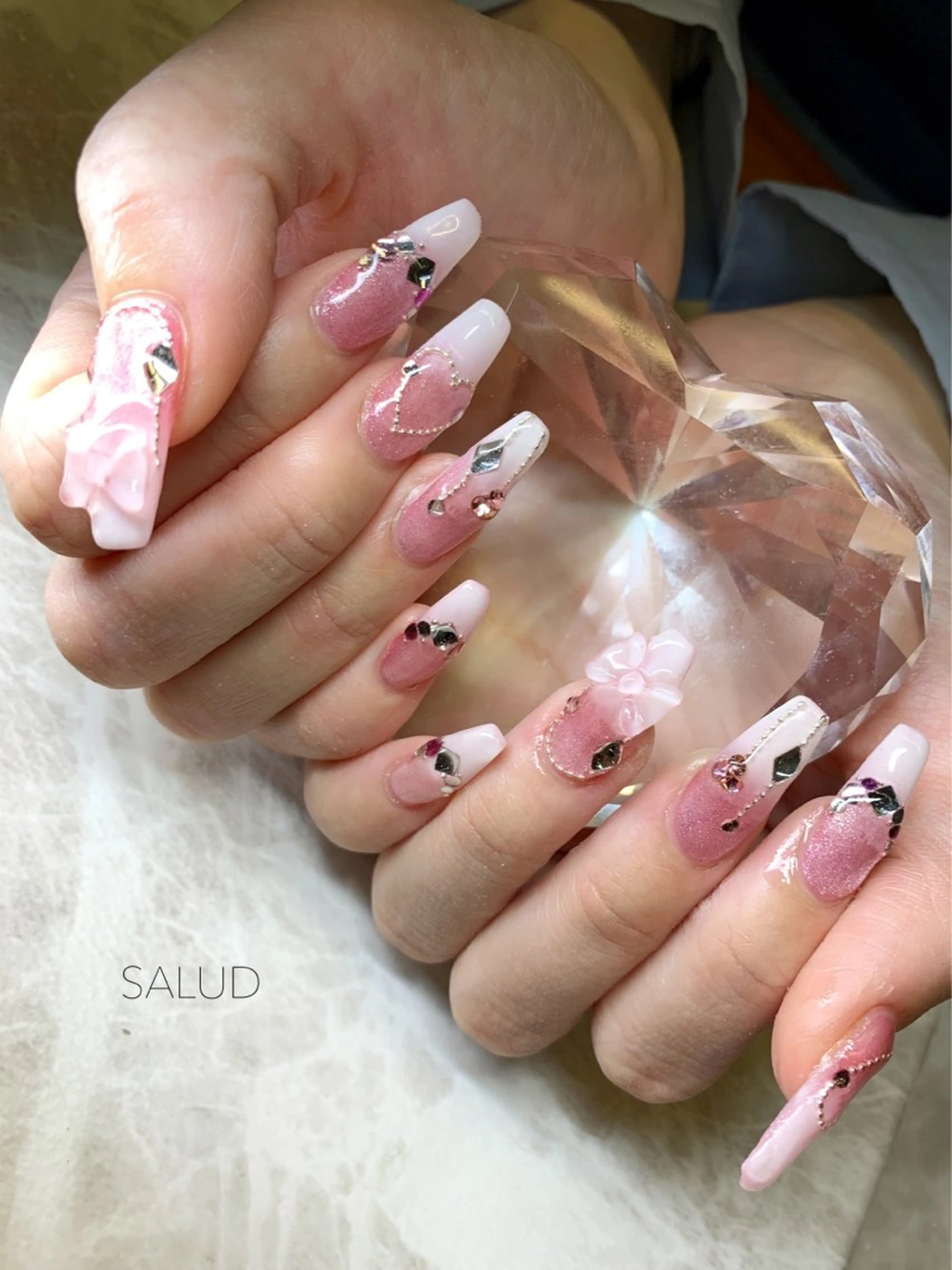 ネイル ハンドネイル Nail Salon SALUDのネイルデザイン