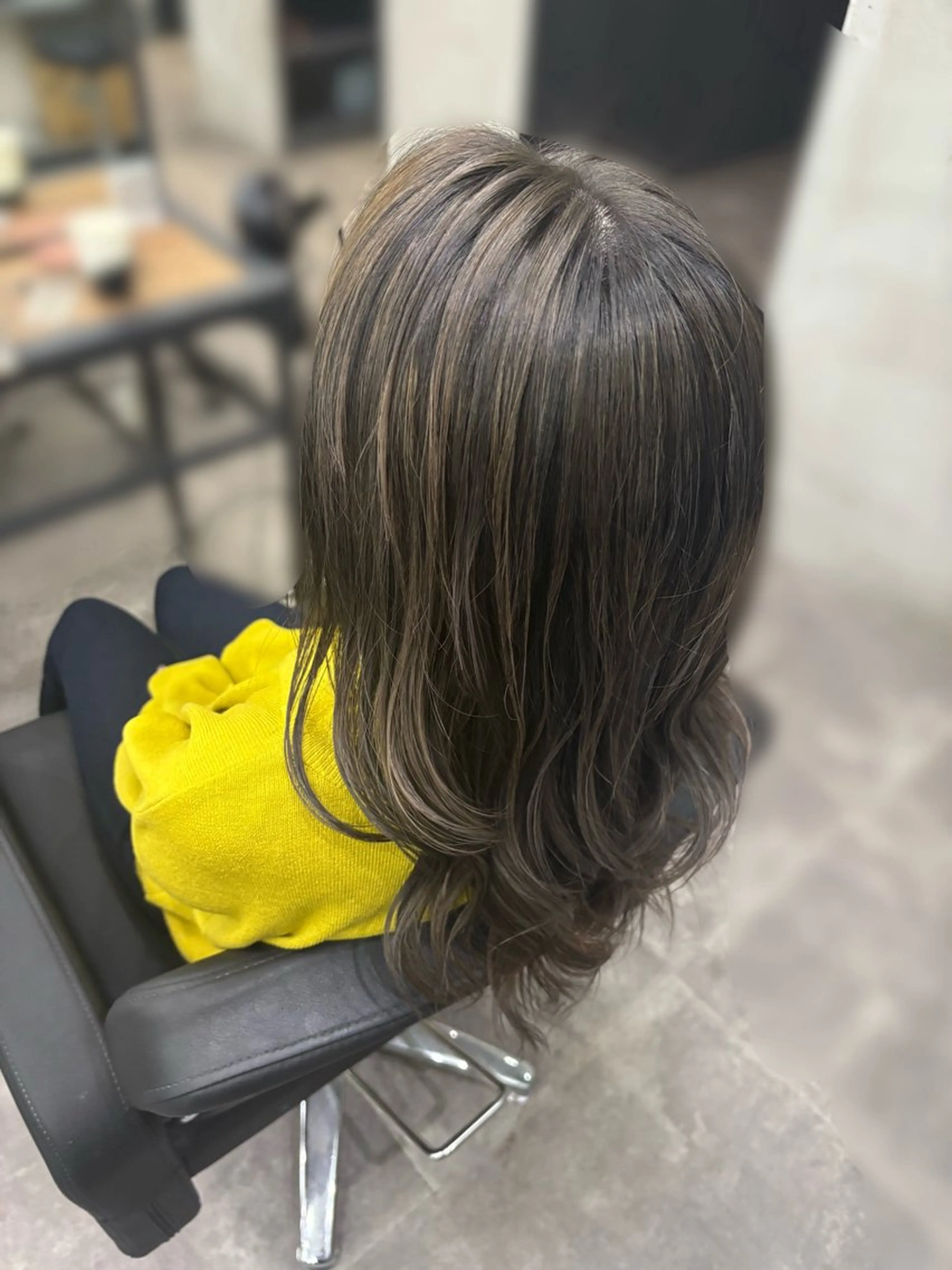 ロング レイヤーカット ヘアカラー トリートメント ヘアセット Cecil hair所属・yui/パーマ/ メンズカットのヘアスタイル