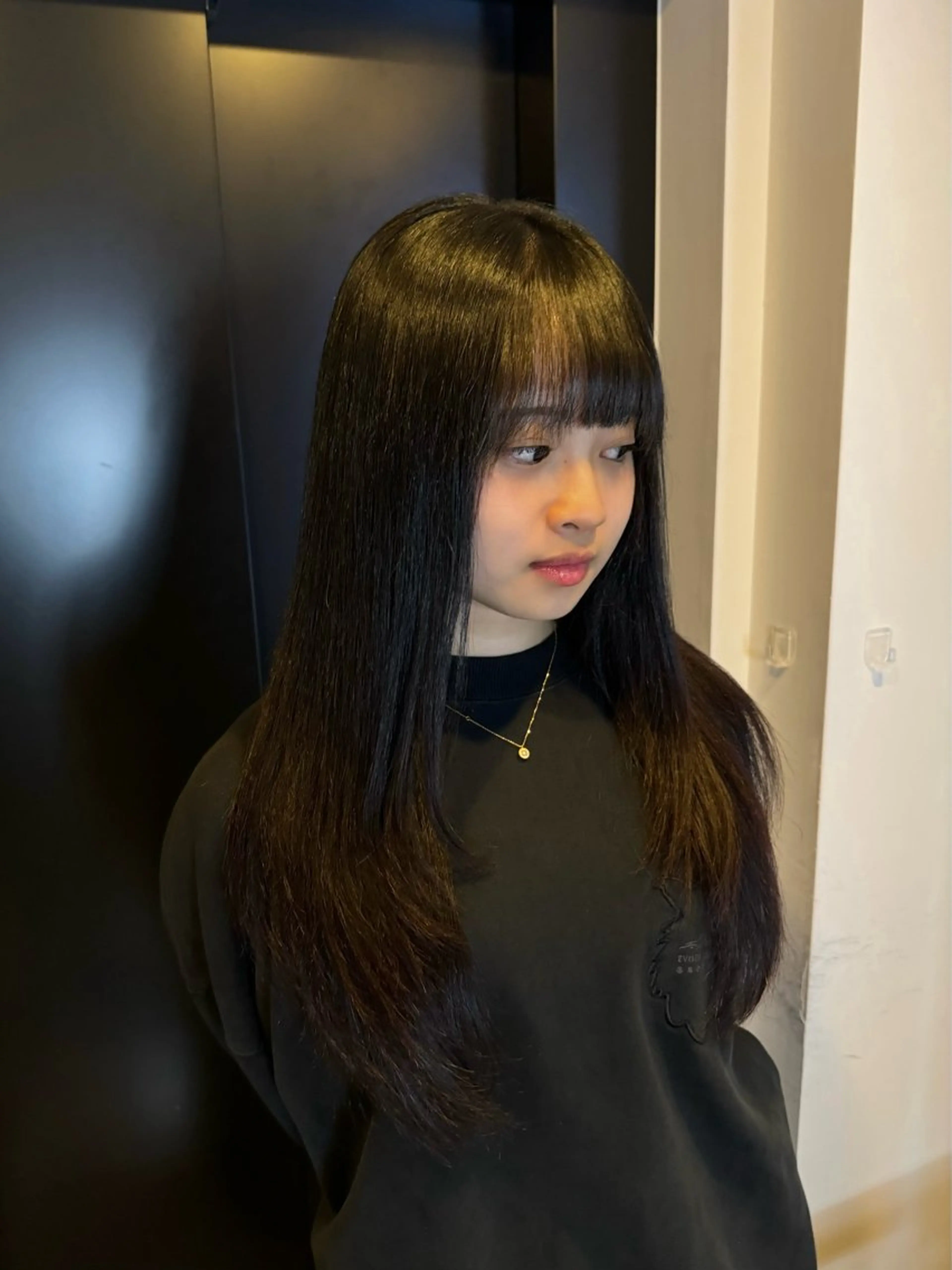 ロング パーマ ロングレイヤー 髪質改善 レイヤーカット ロング 縮毛矯正 カット 縮毛矯正 トリートメント Bonheur銀座 /前田 栞九郎のヘアスタイル