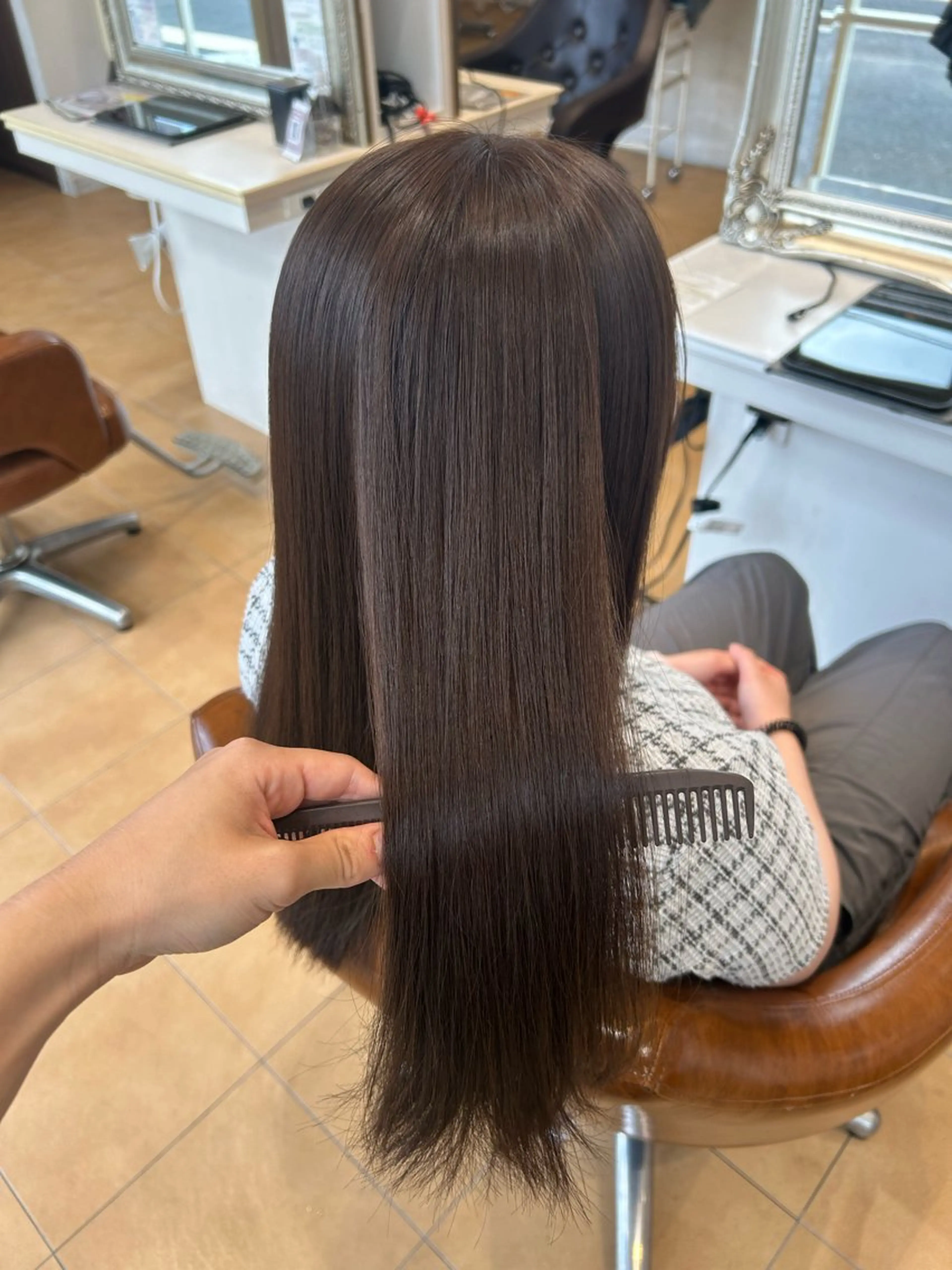 カラー ヘアカラー 今中 紗英のヘアスタイル