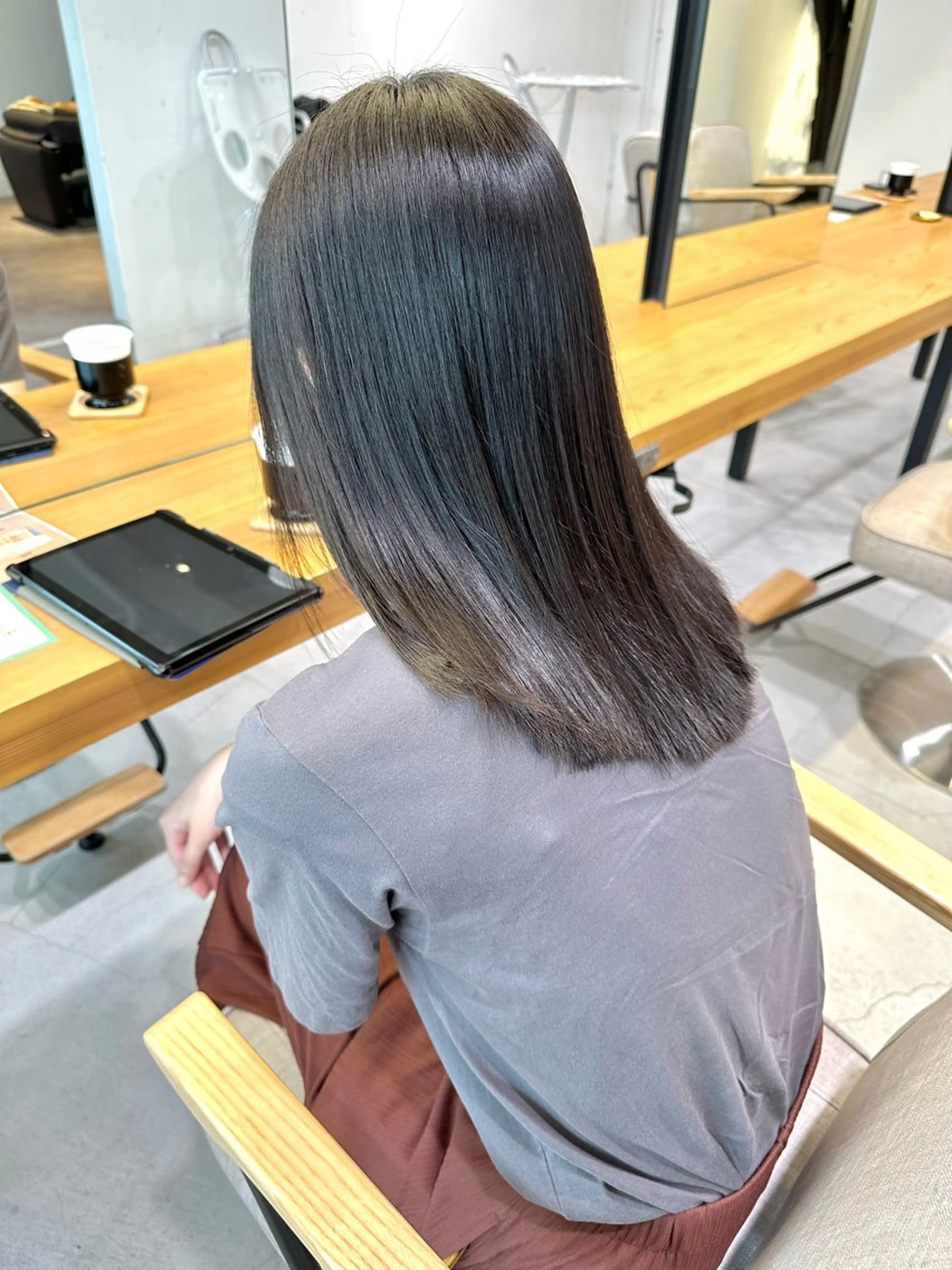 セミロング カット 縮毛矯正 上野湧太 髪質改善/艶カラーのヘアスタイル