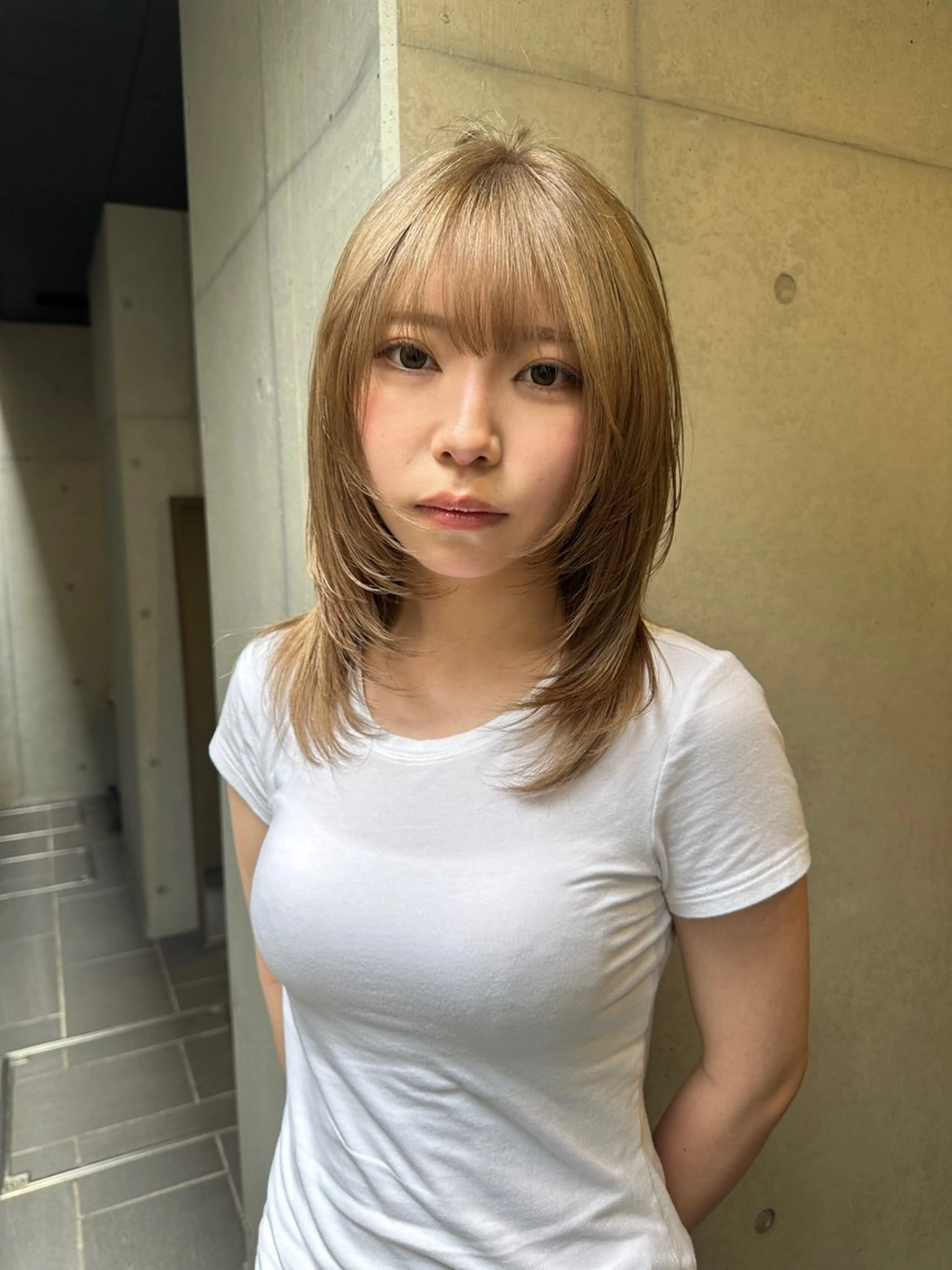 ミディアム カラー 顔まわりレイヤー ハッシュカット レイヤーカット カット ヘアカラー 《ウルフ/レイヤー/ 似合わせ》山本祐輔のヘアスタイル