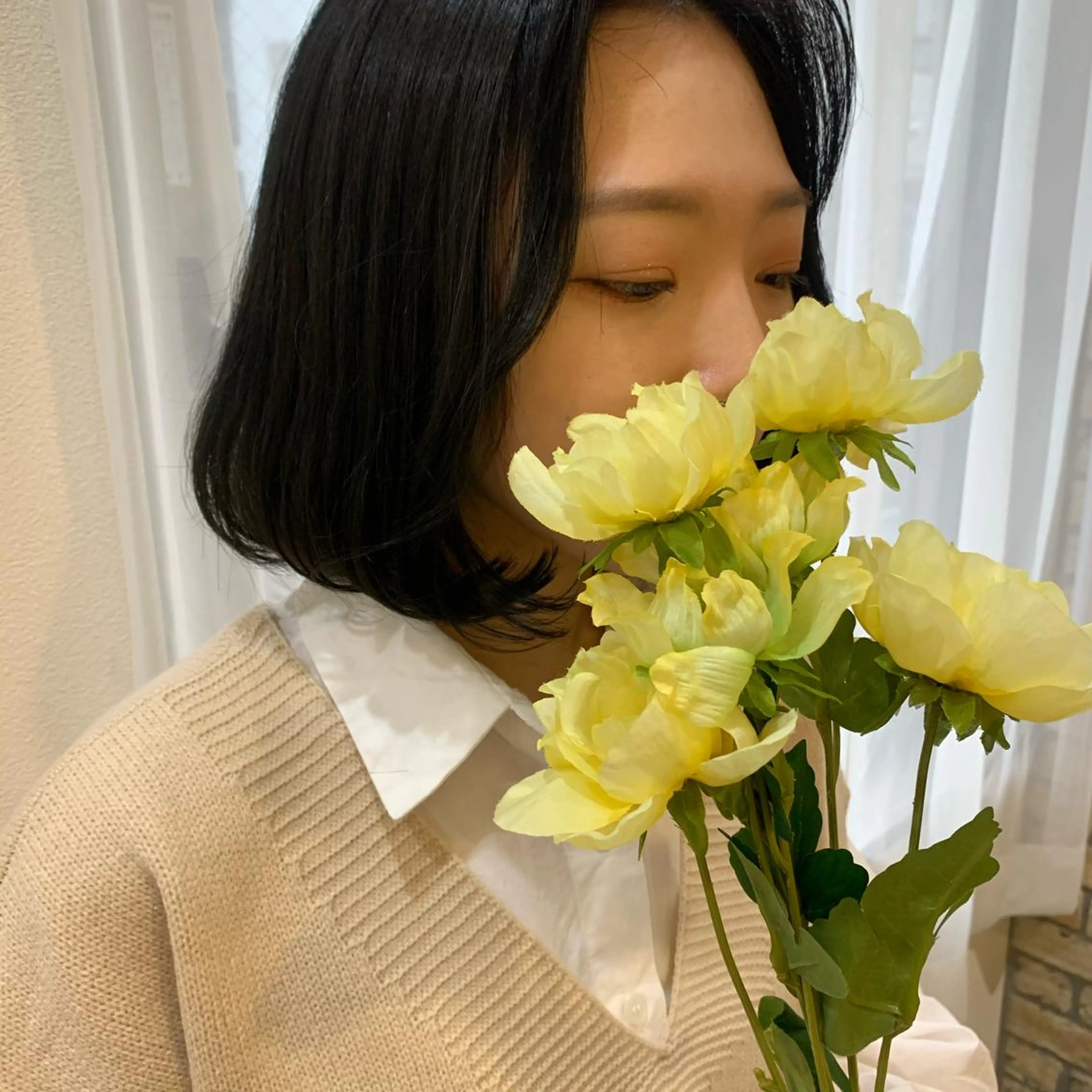 ショート カラー ヘアアレンジ 黒髪 ブルーカラー ブルーブラック エギョモリ タンバルモリ 韓国×巻ける髪質改善 💍maki💍のヘアスタイル