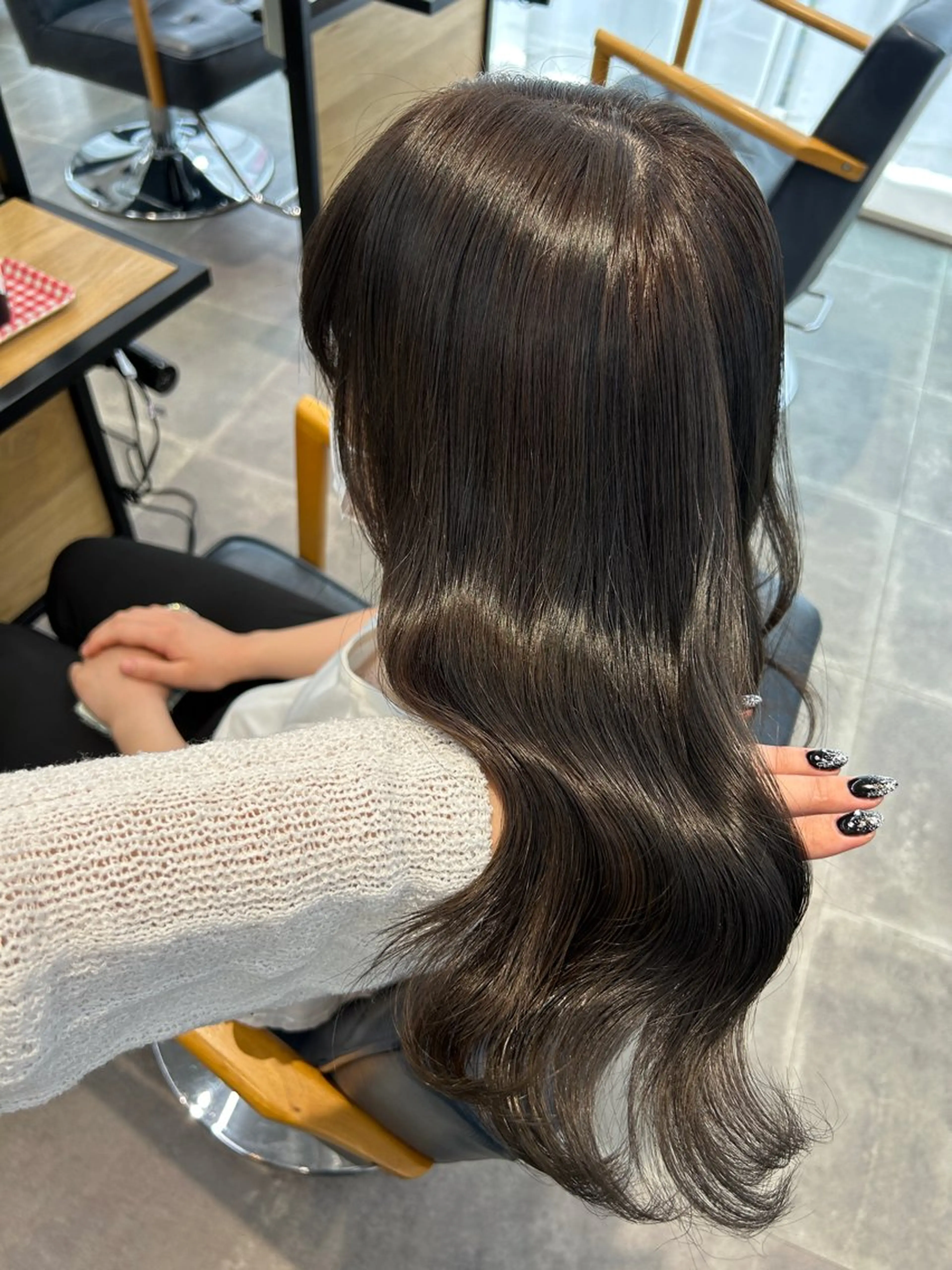 ロング カラー カット ヘアカラー トリートメント newi梅田🫧韓国 ヘア🫧sakiのヘアスタイル