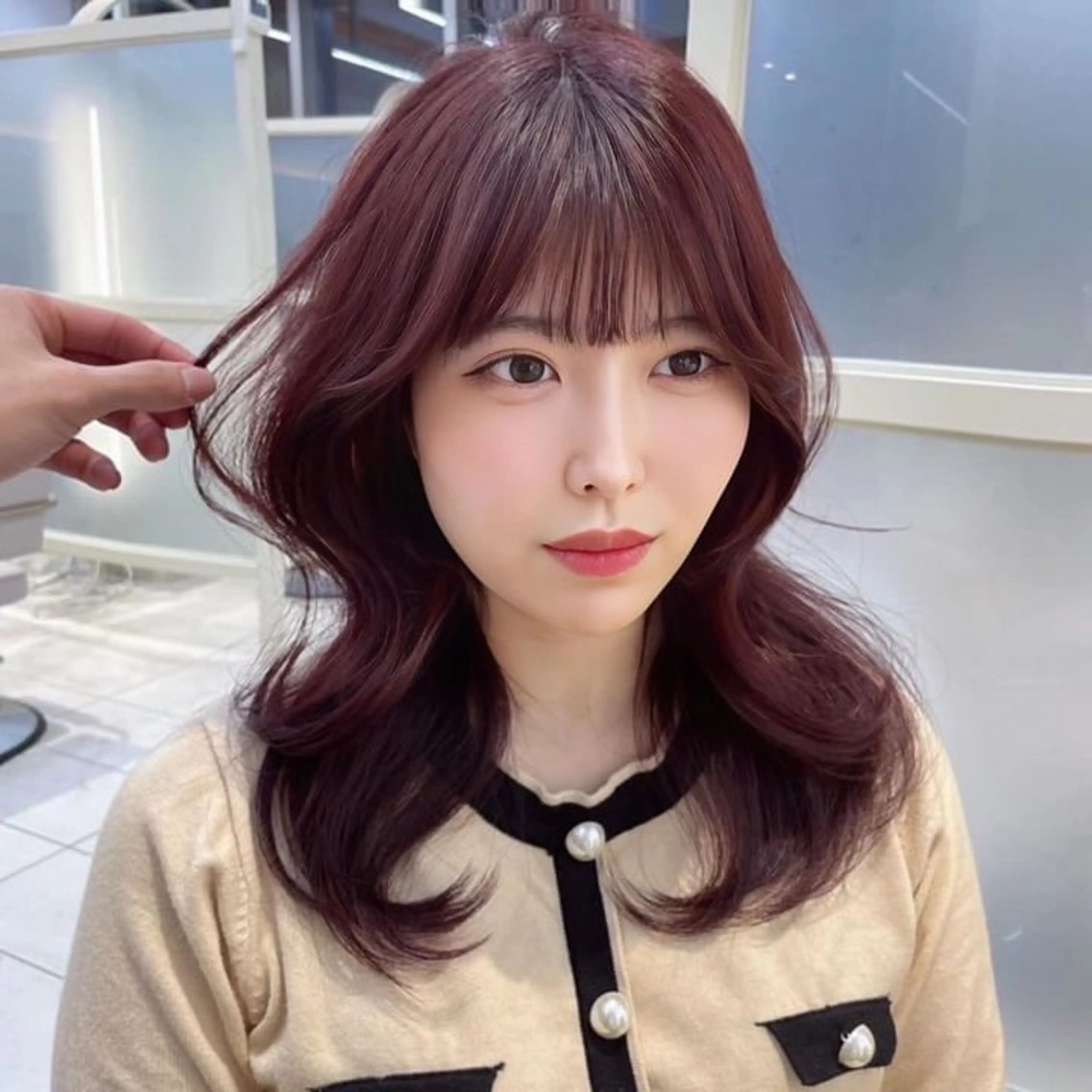 ミディアム カット ヘアカラー トリートメント 顔周り/透明感カラー /韓国ヘア/TAKUのヘアスタイル