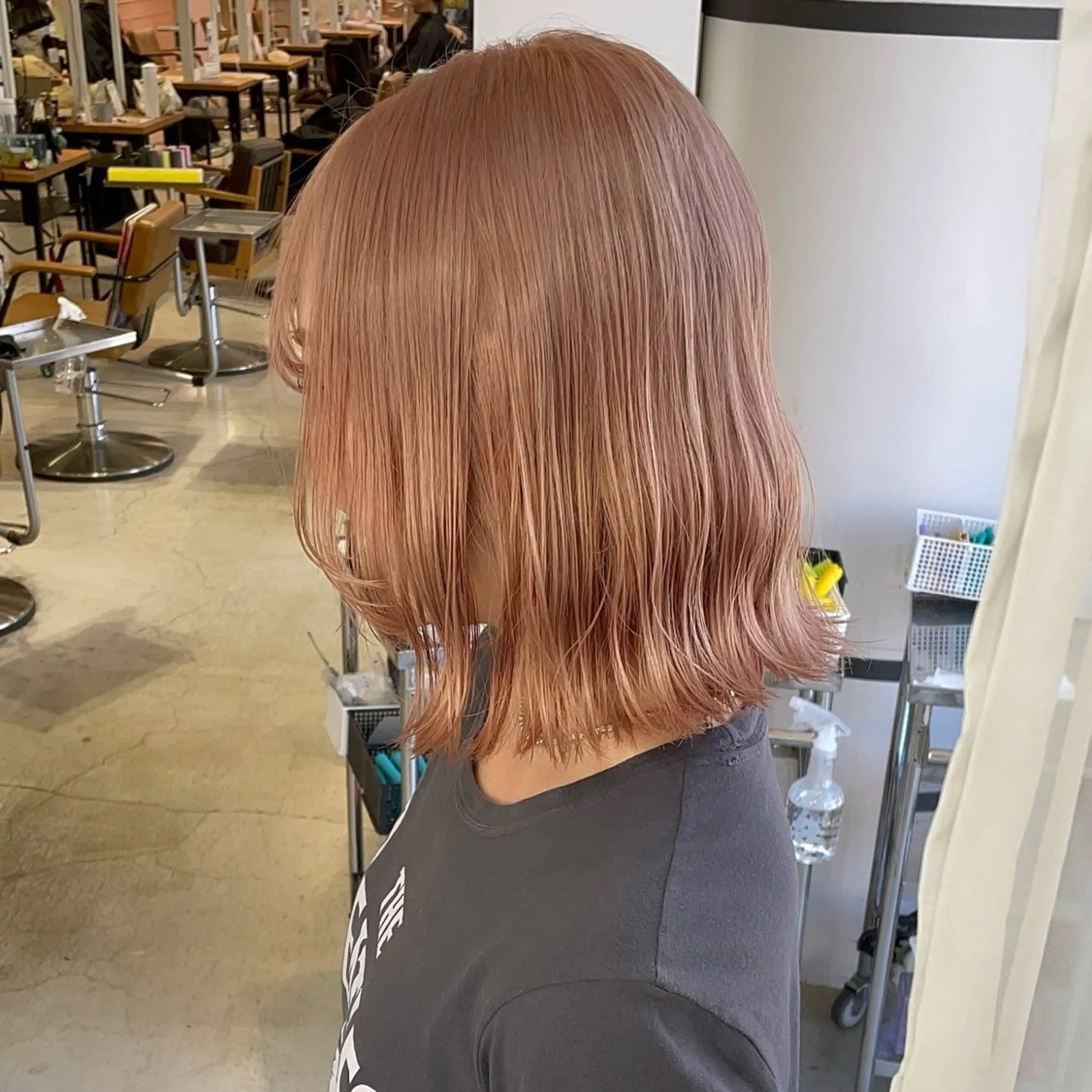 ショート 派手髪支持率No1 Eisukeのヘアスタイル