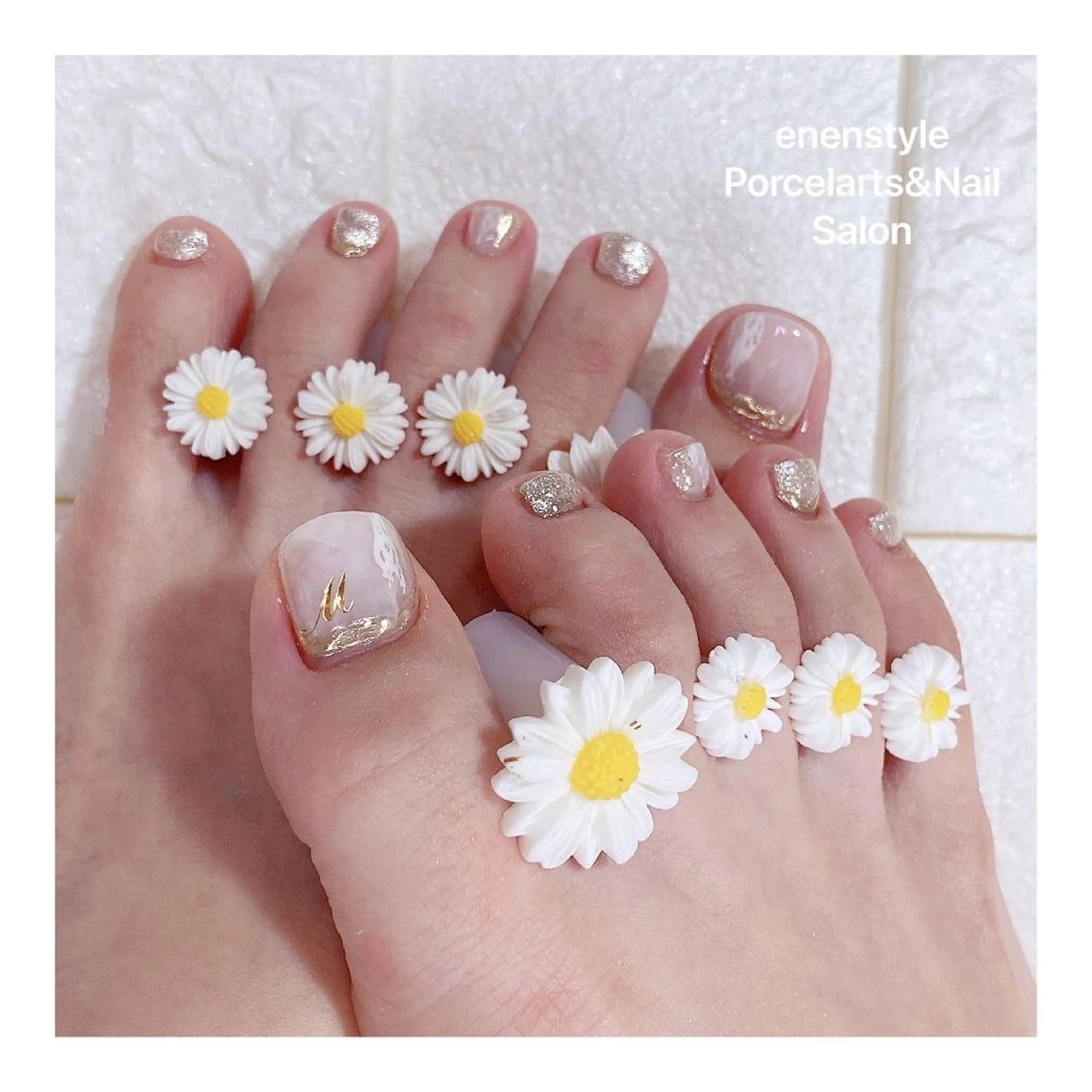 ショート ネイル ハンドネイル フットネイル 👑enen style👑のネイルデザイン