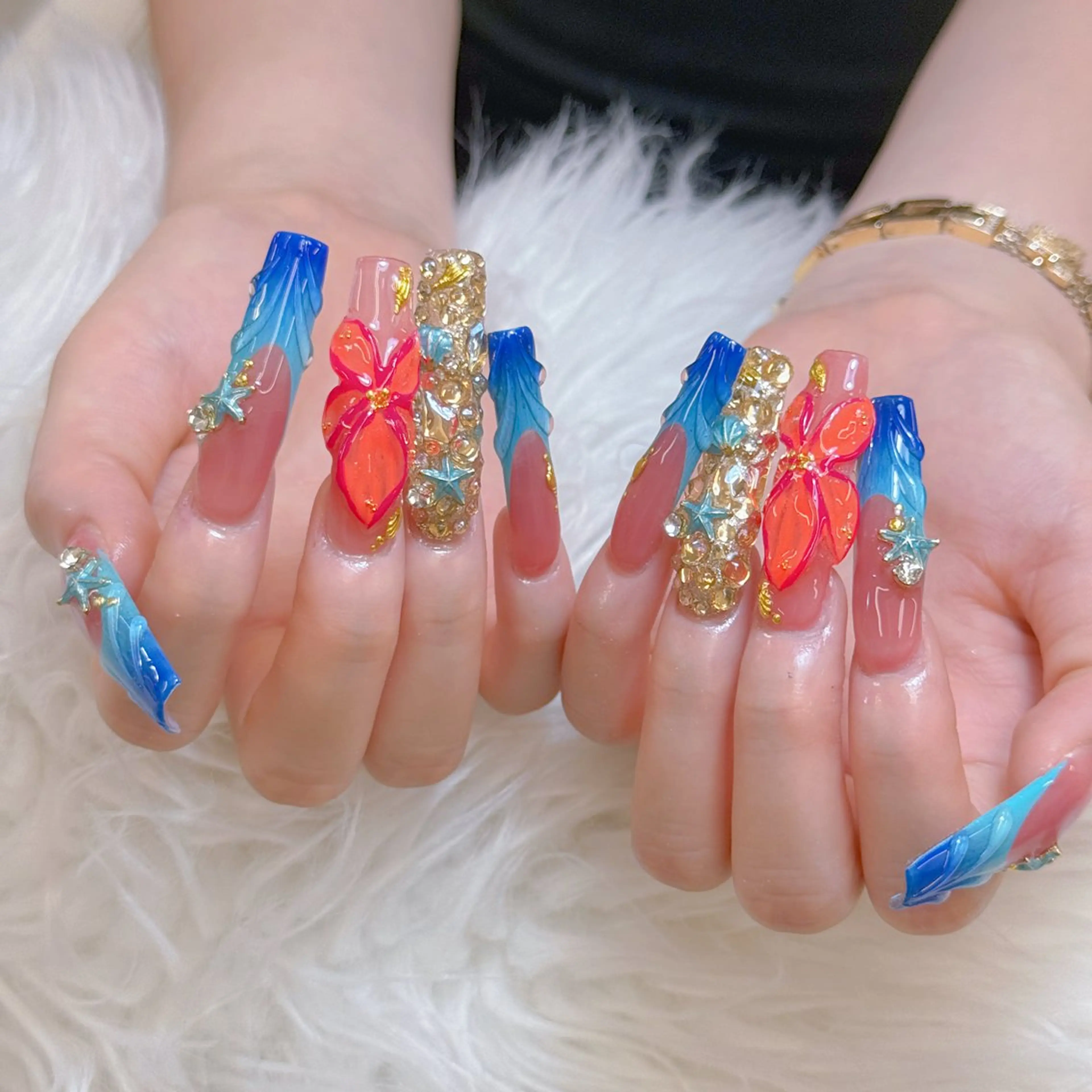 ロング ハンドネイル Anh 高田馬場のネイルデザイン