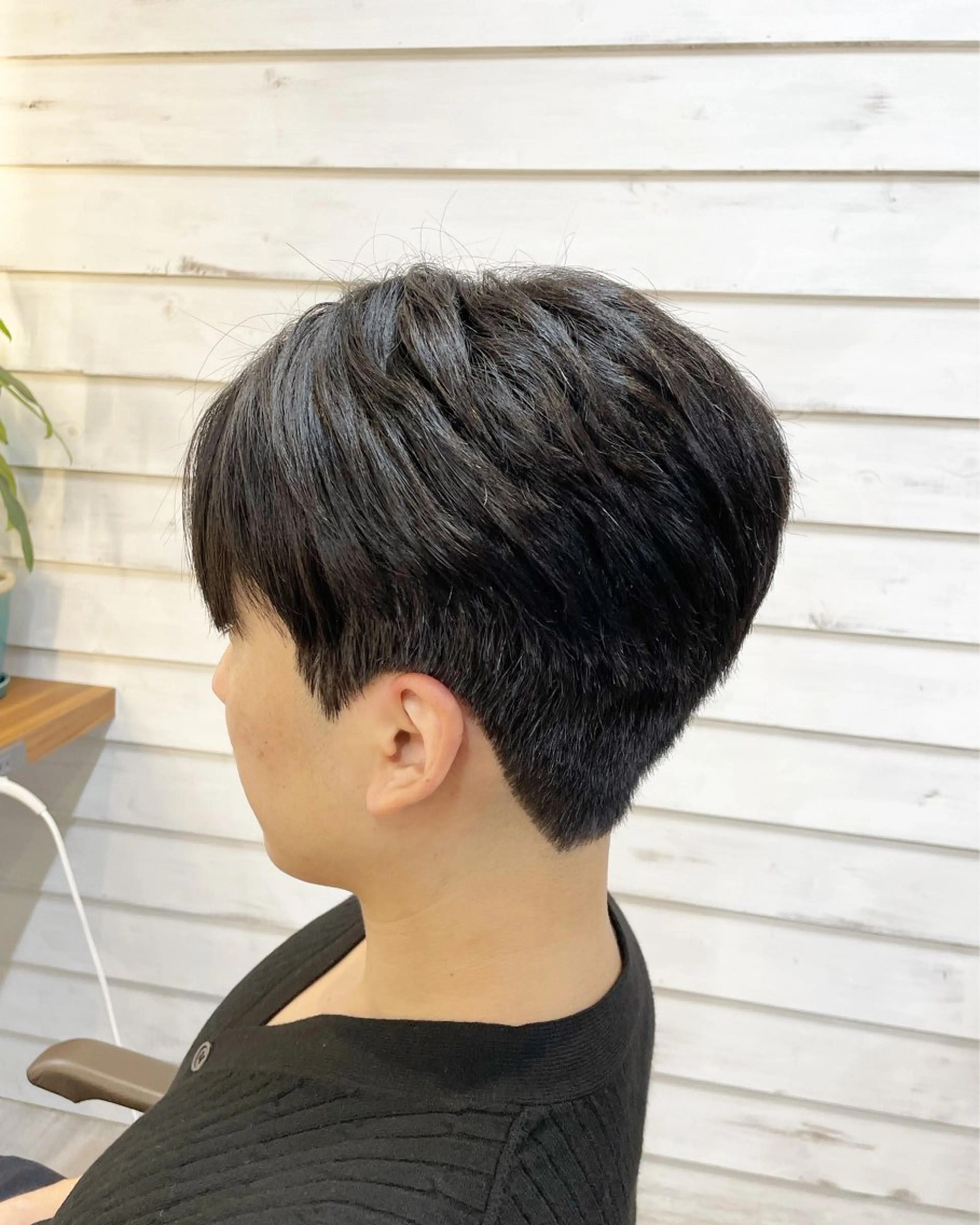 ショート メンズ ダウンパーマ メンズ韓国風 メンズパーマ 韓国風ヘア 小林 崇雅　ダウンパーマのヘアスタイル