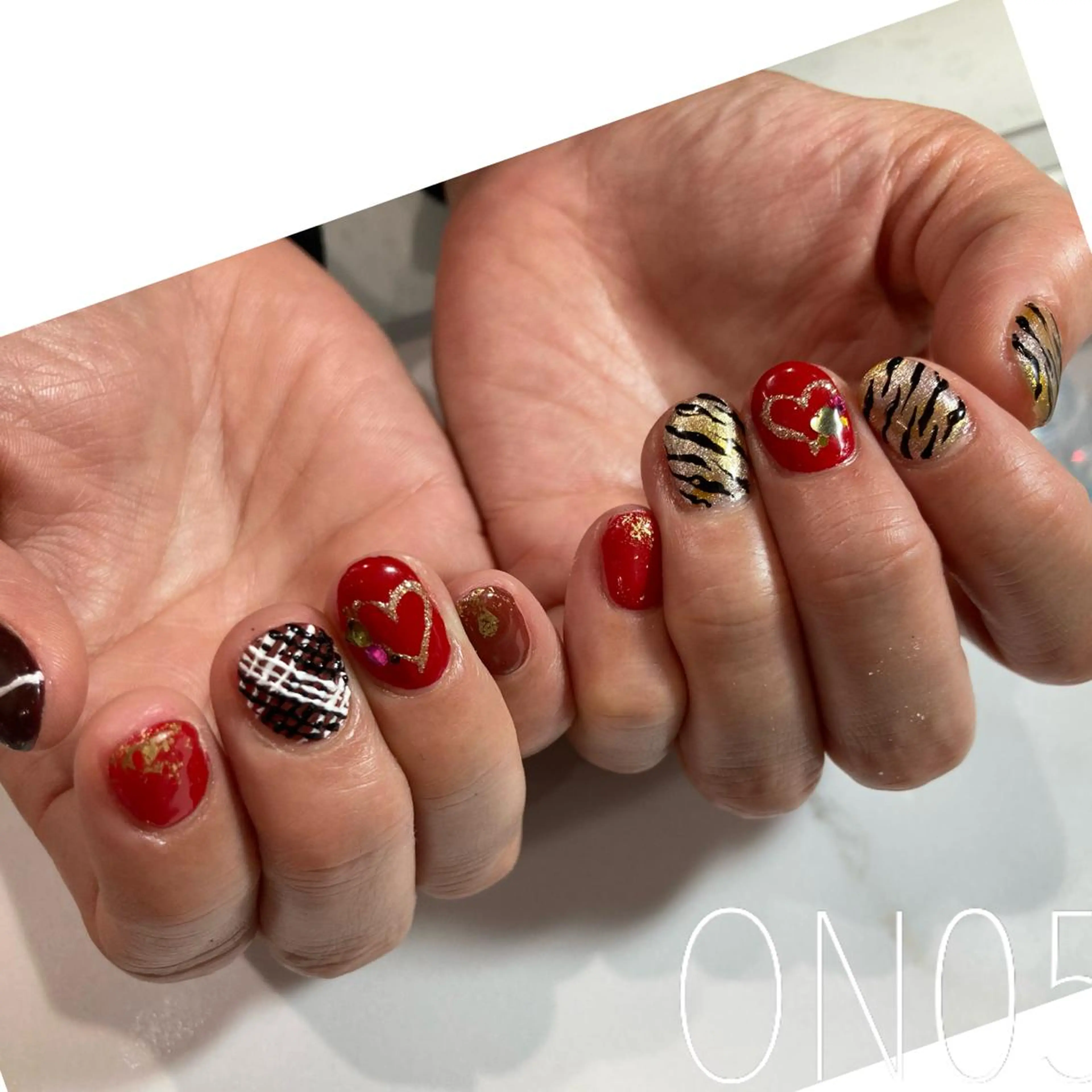 ネイル 園 寛子 （ネイリスト）のネイルデザイン