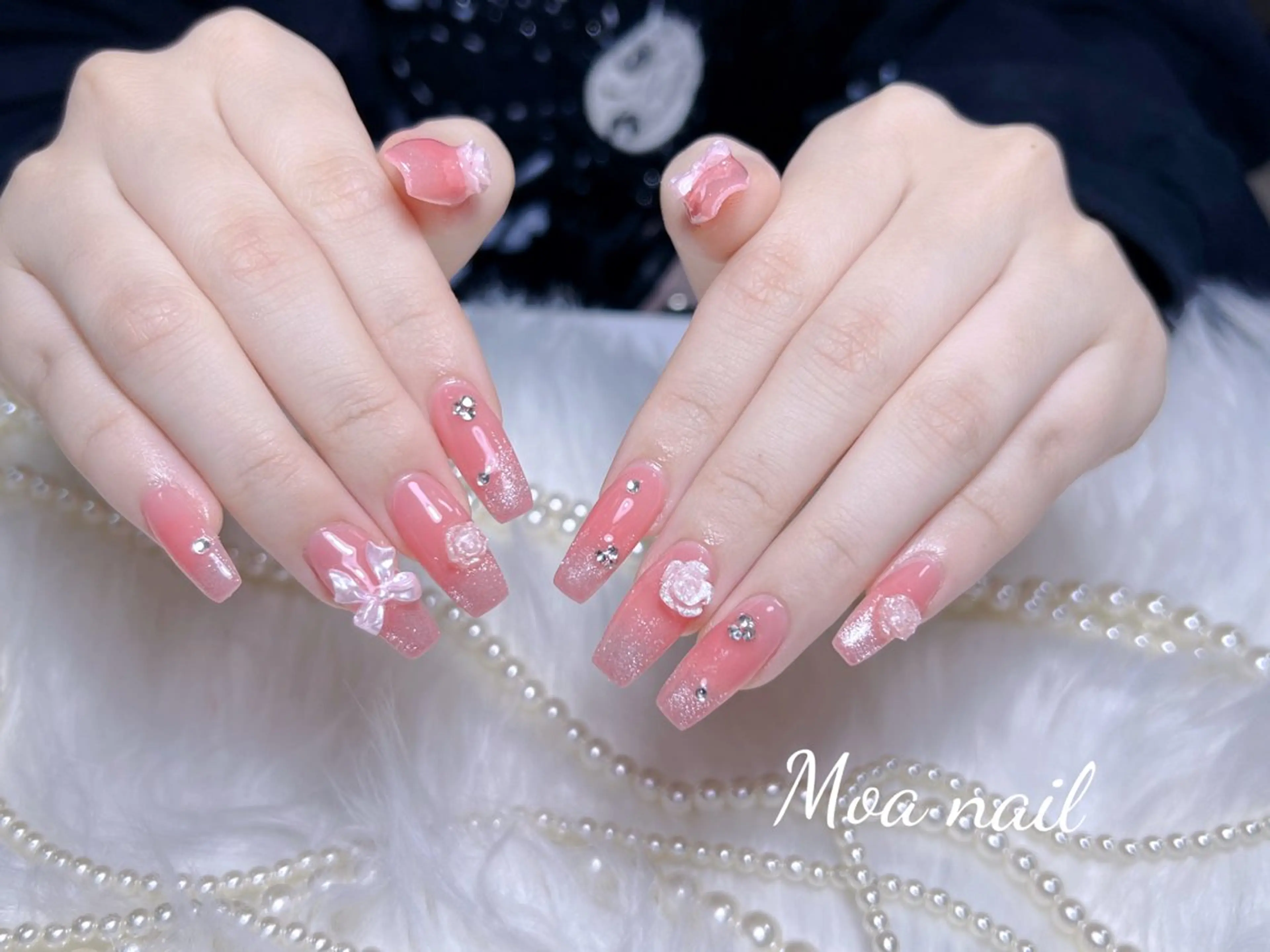 ネイル 長さ出し フレンチネイル ガラスフレンチ ハート キラキラネイル ハンドネイル Moa nailのネイルデザイン