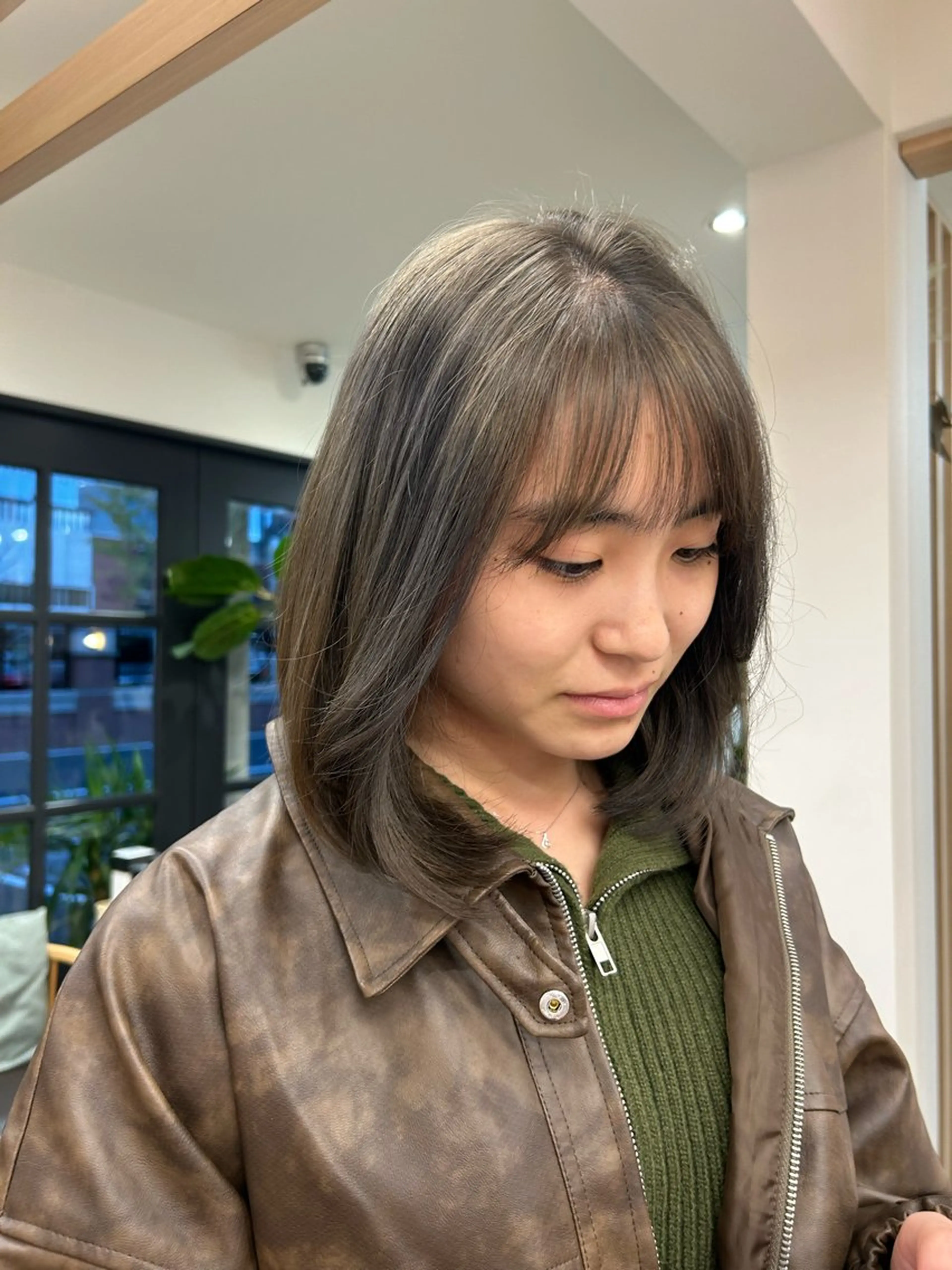 ミディアム カラー ヘアカラー 🪽ゆな 🪽のヘアスタイル