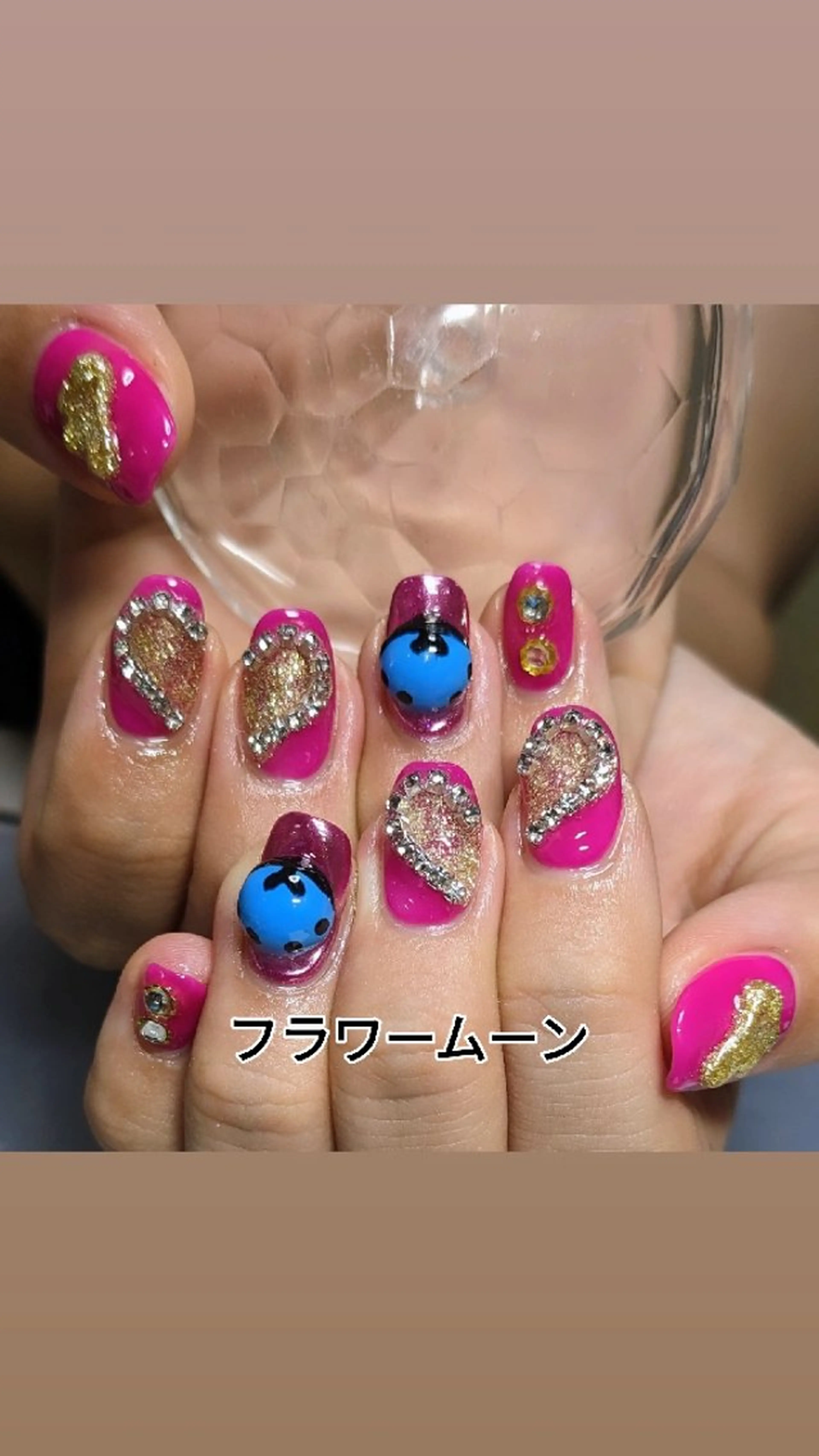 ネイル ストーンネイル ハンドネイル ハンドケア フラワー ムーンのネイルデザイン
