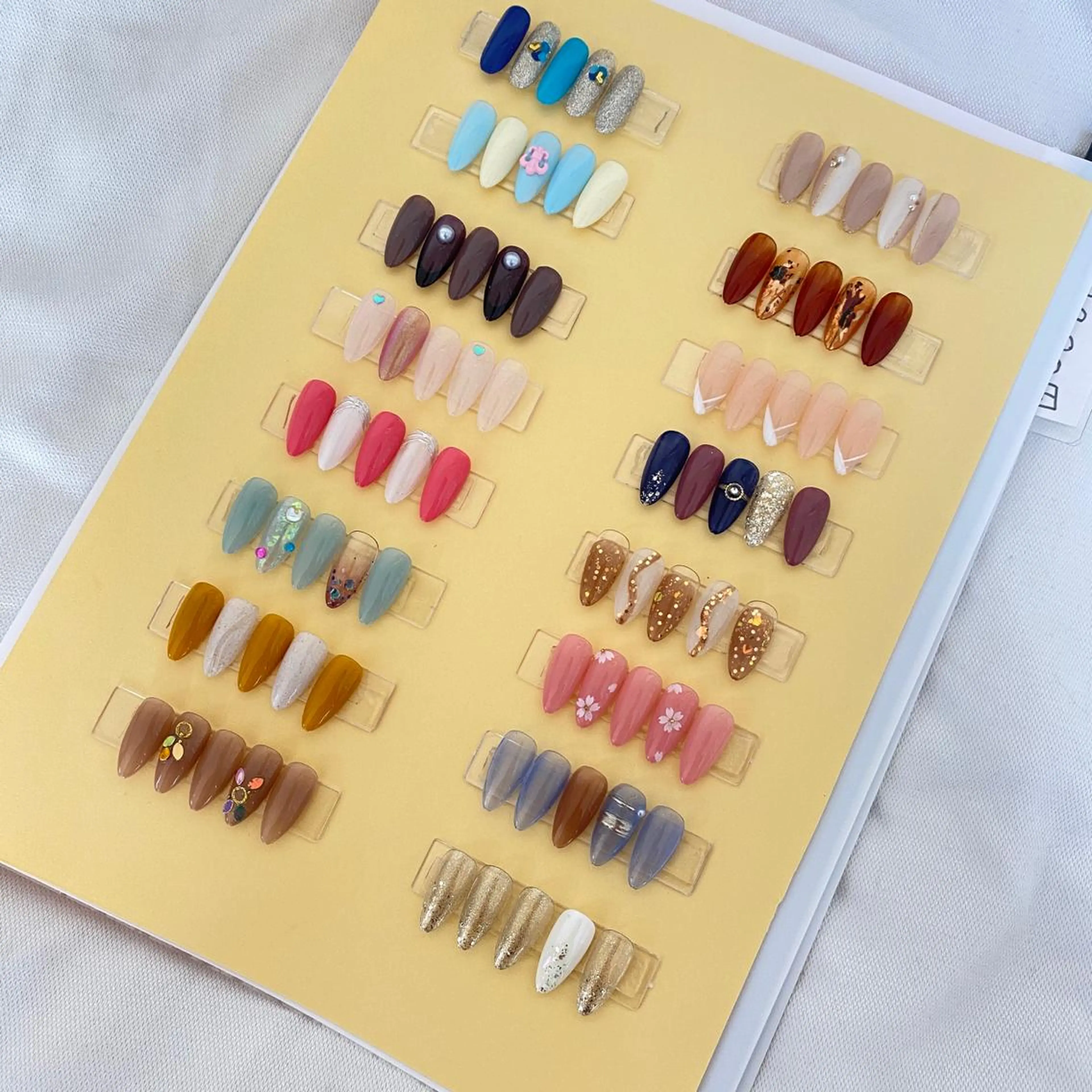 ネイル ハンドネイル INF ネイルサロンのネイルデザイン