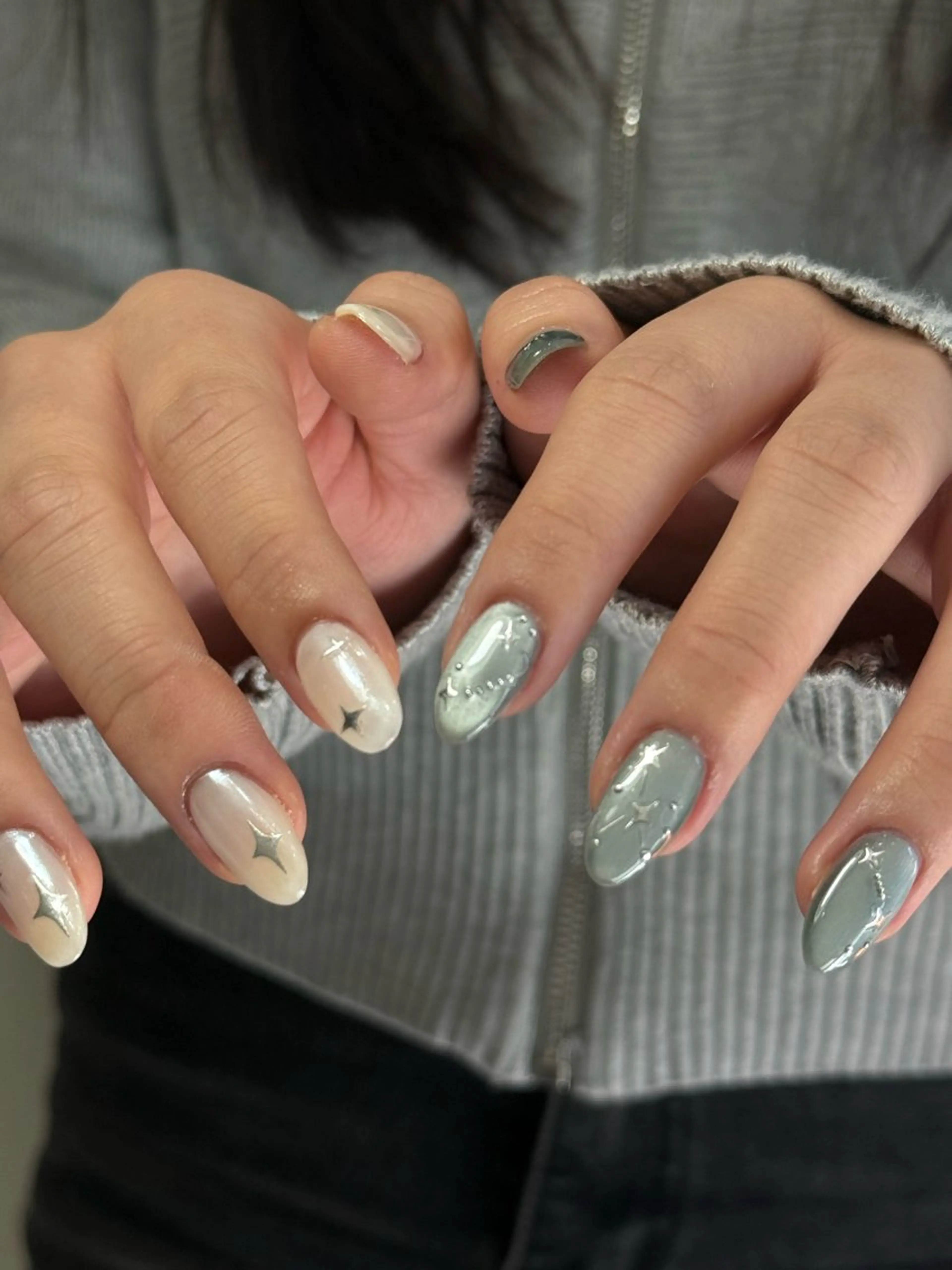 ネイル neouv所属・NEOUV_ mikuのネイルデザイン