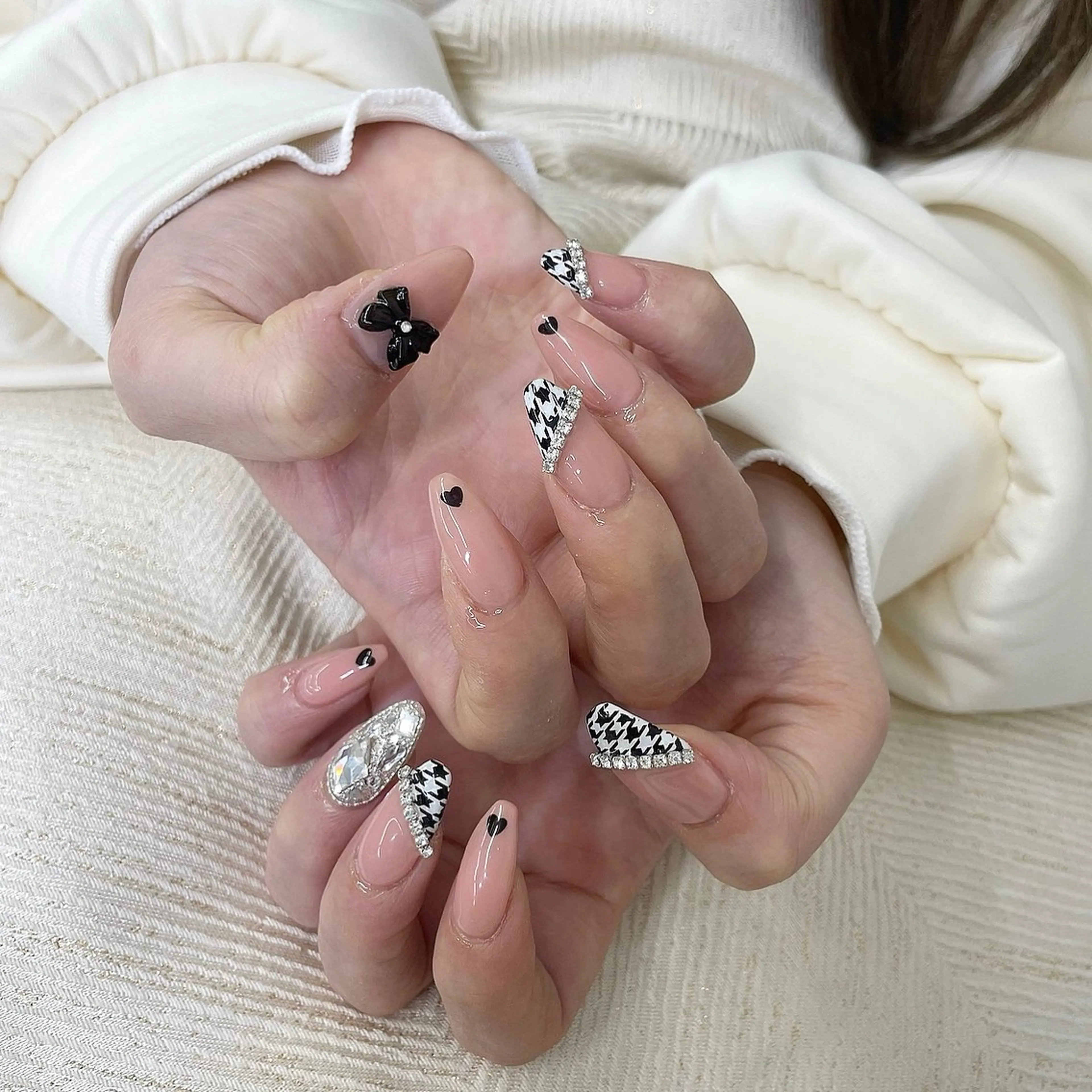 ネイル キラキラネイル ハンドネイル Bianca川越西口 KITAZAKI🫧のネイルデザイン